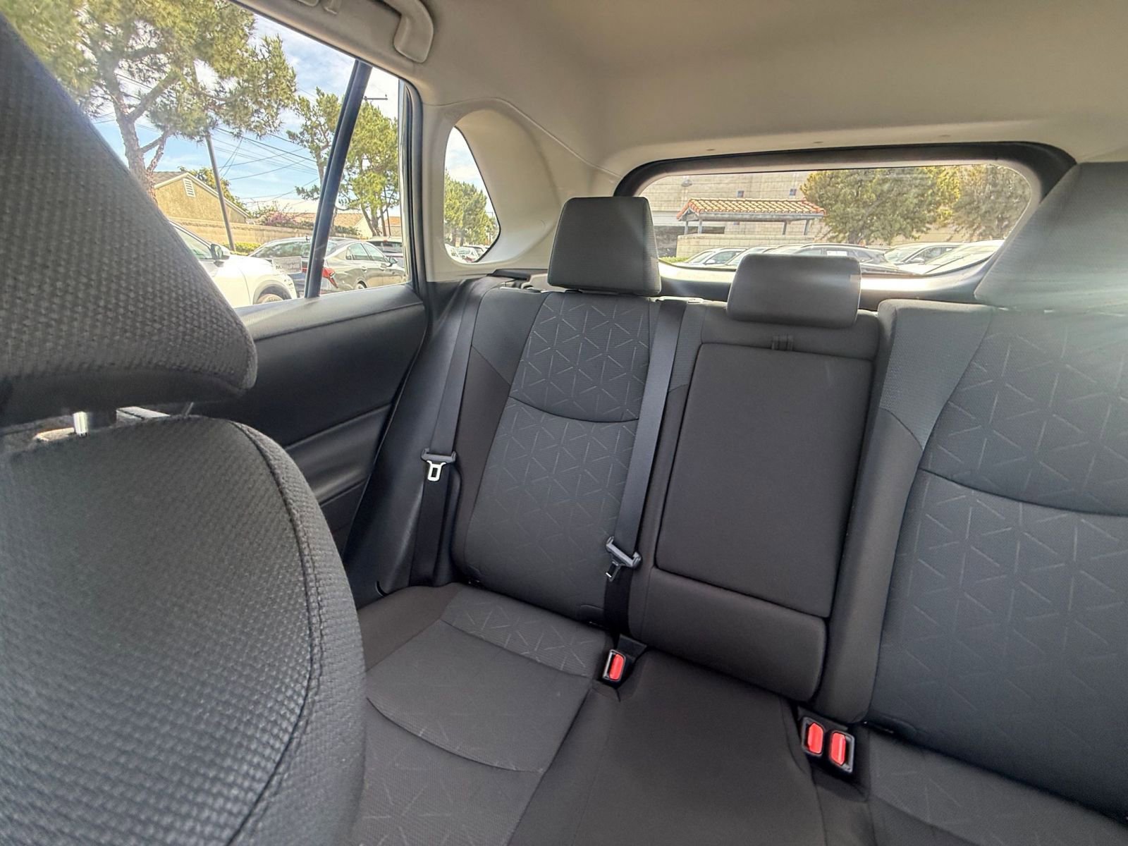 Thumbnail: 2025 Toyota RAV4 - 35