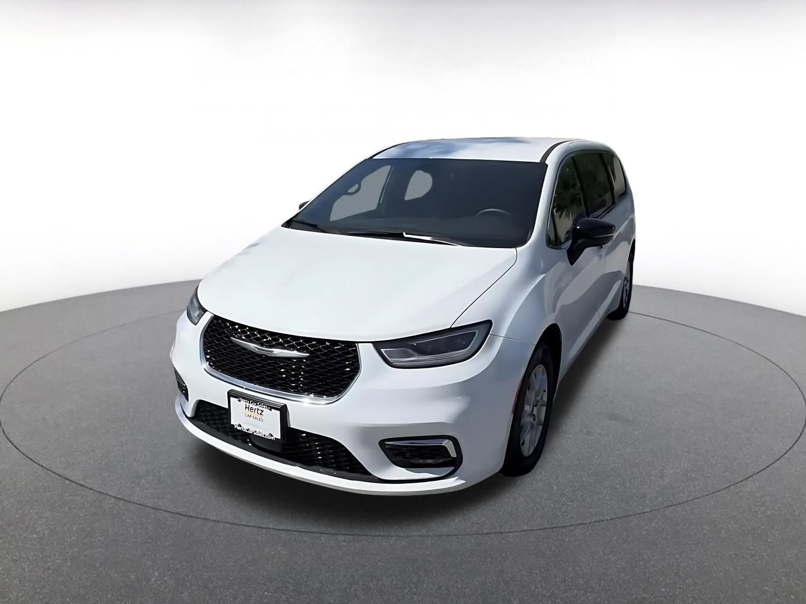 Thumbnail: 2025 Chrysler Pacifica - 7