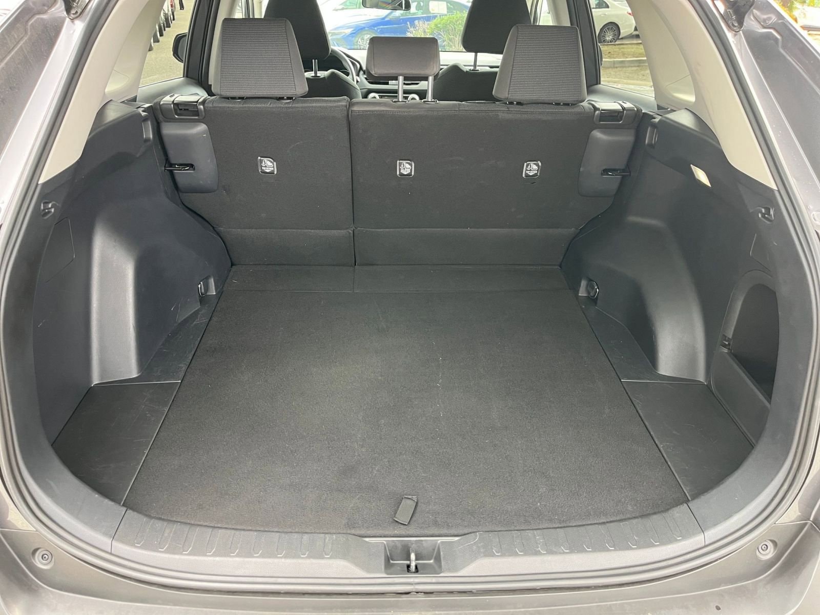 Thumbnail: 2025 Toyota RAV4 - 27