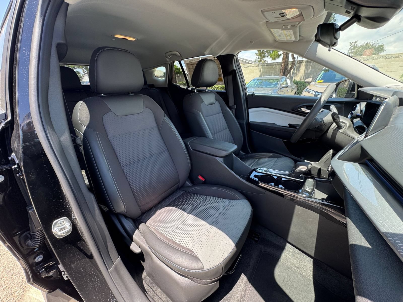 Thumbnail: 2025 Chevrolet Trax - 35