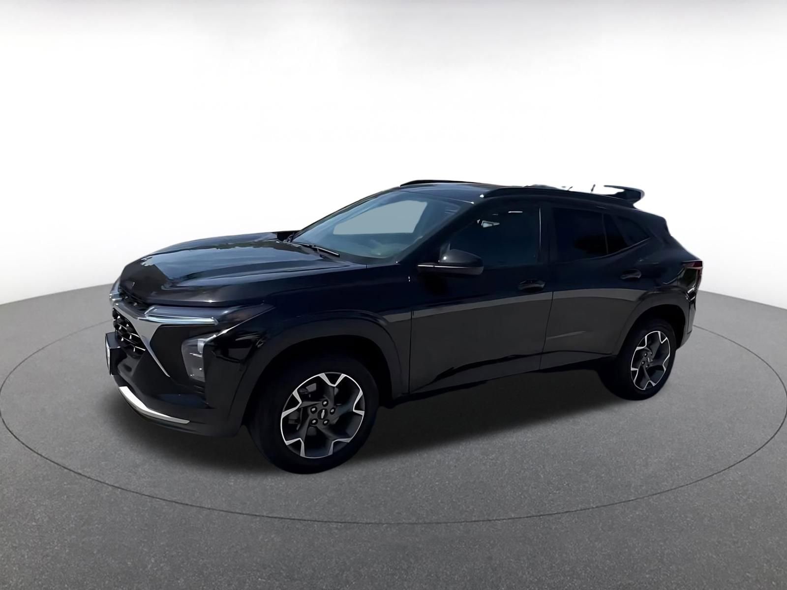 Thumbnail: 2025 Chevrolet Trax - 8
