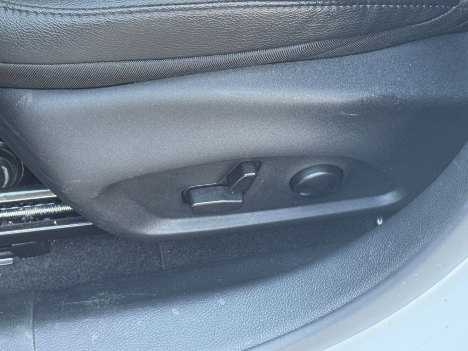 Thumbnail: 2025 Jeep Compass - 23