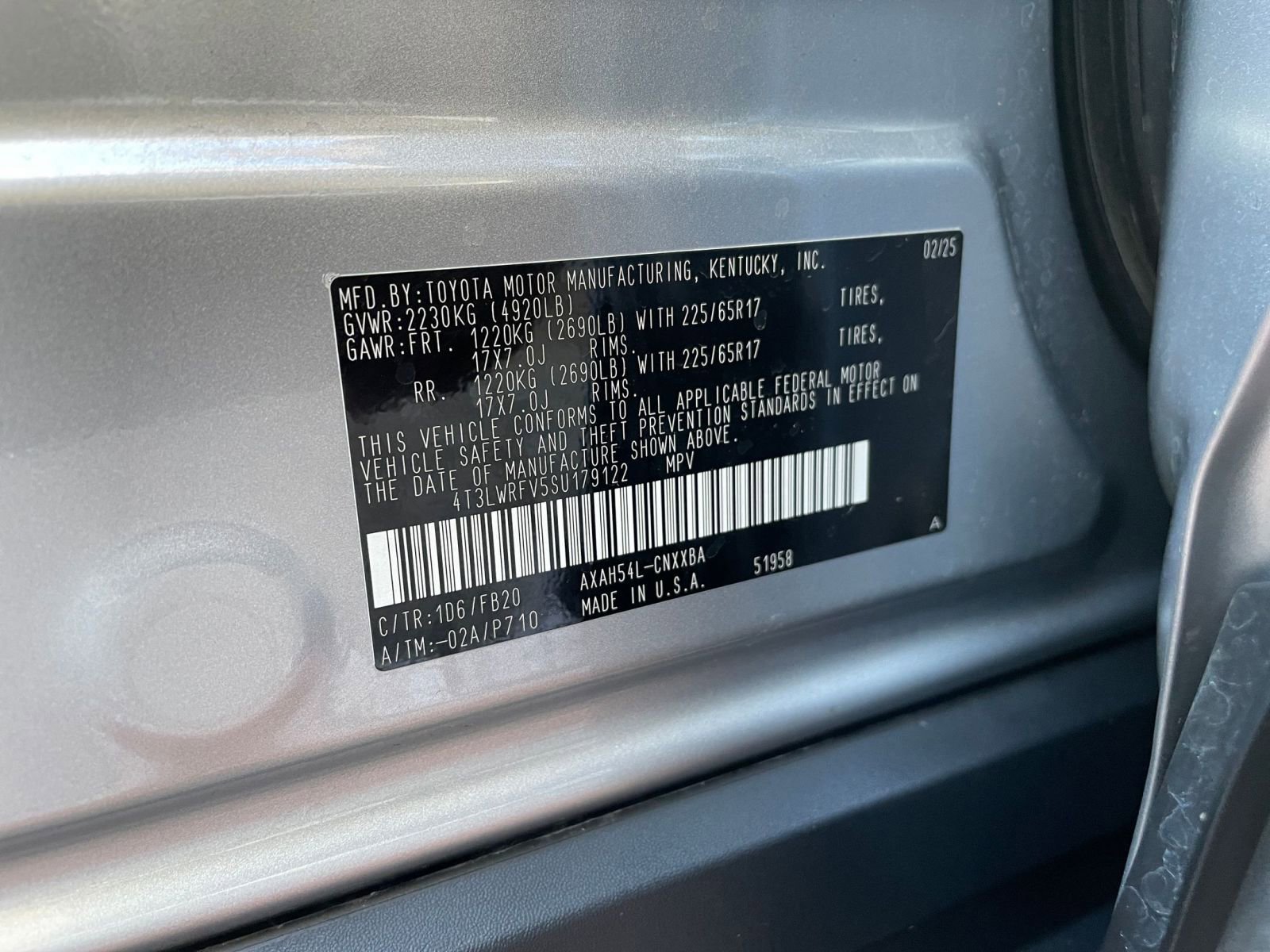 Thumbnail: 2025 Toyota RAV4 - 29