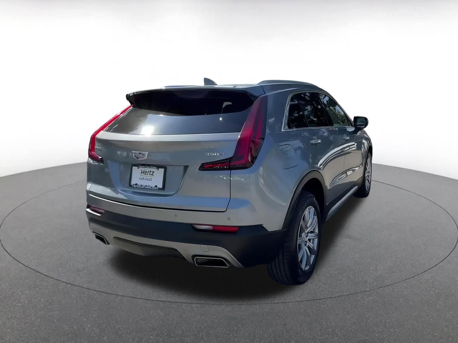 Thumbnail: 2023 Cadillac XT4 - 13