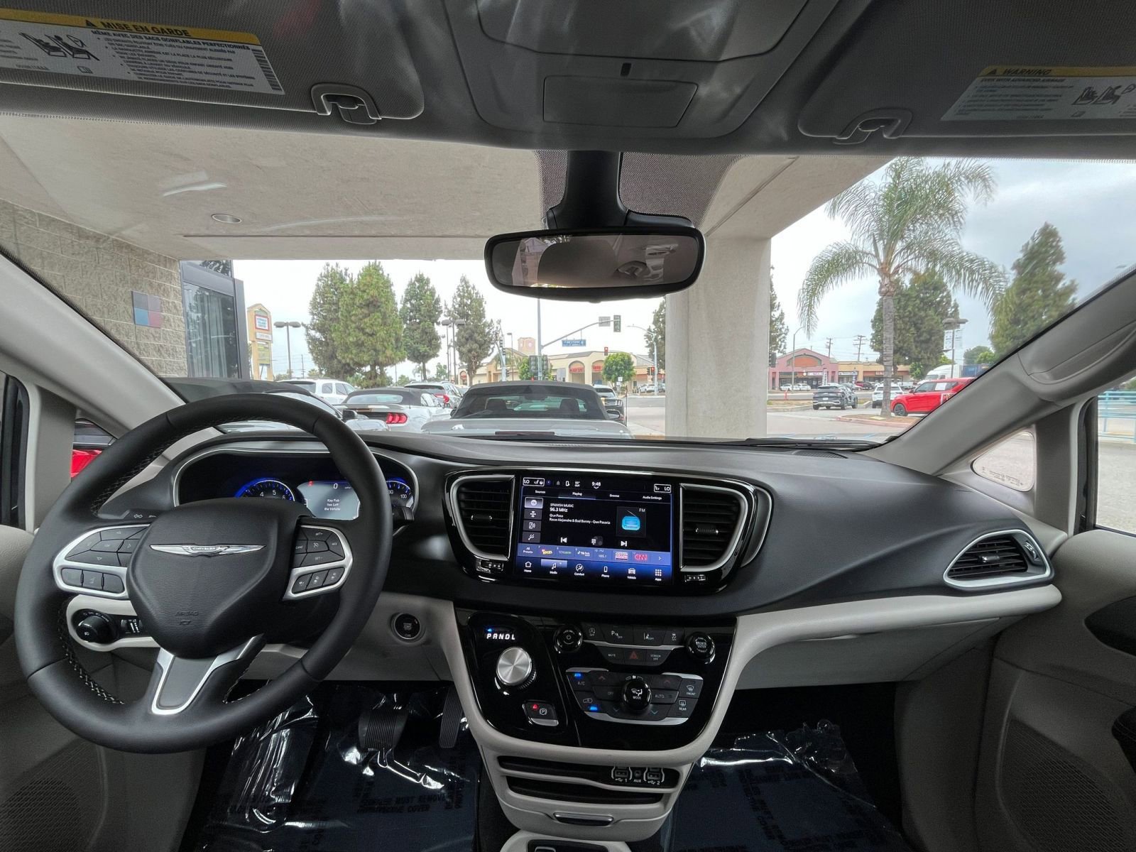 Thumbnail: 2024 Chrysler Pacifica - 34