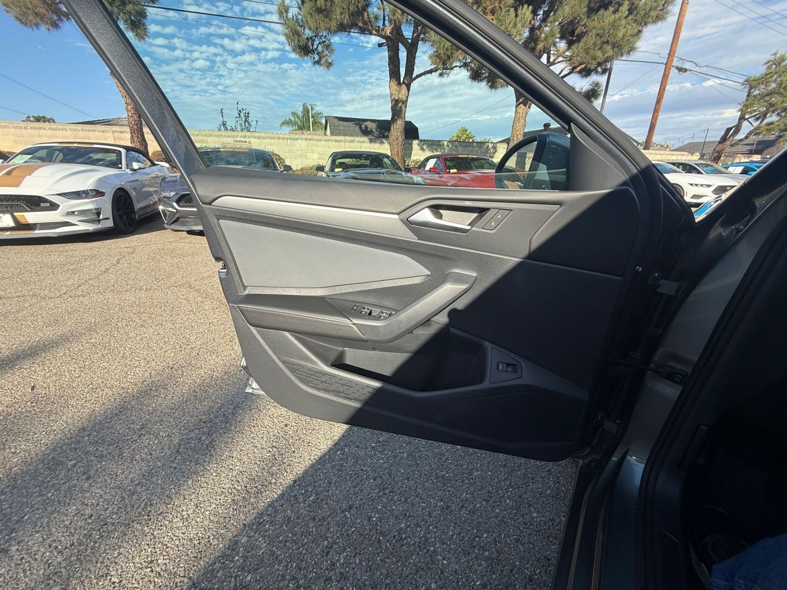 Thumbnail: 2025 Volkswagen Jetta - 20