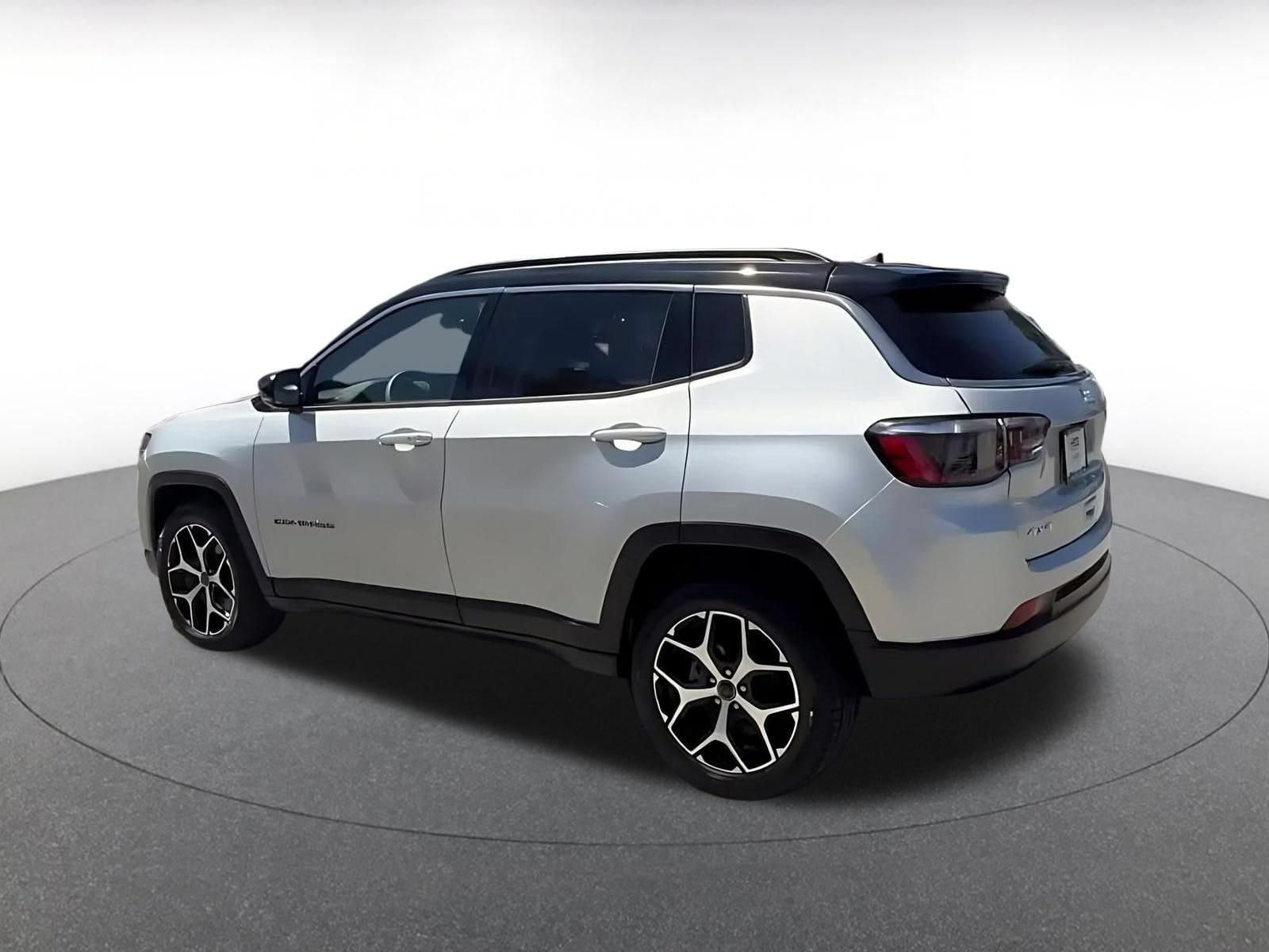 Thumbnail: 2025 Jeep Compass - 10