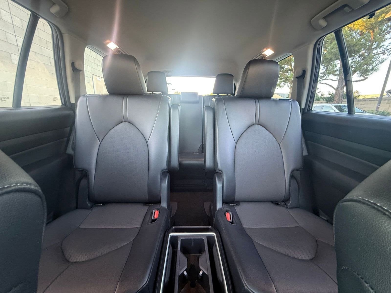 Thumbnail: 2025 Toyota Grand Highlander - 35