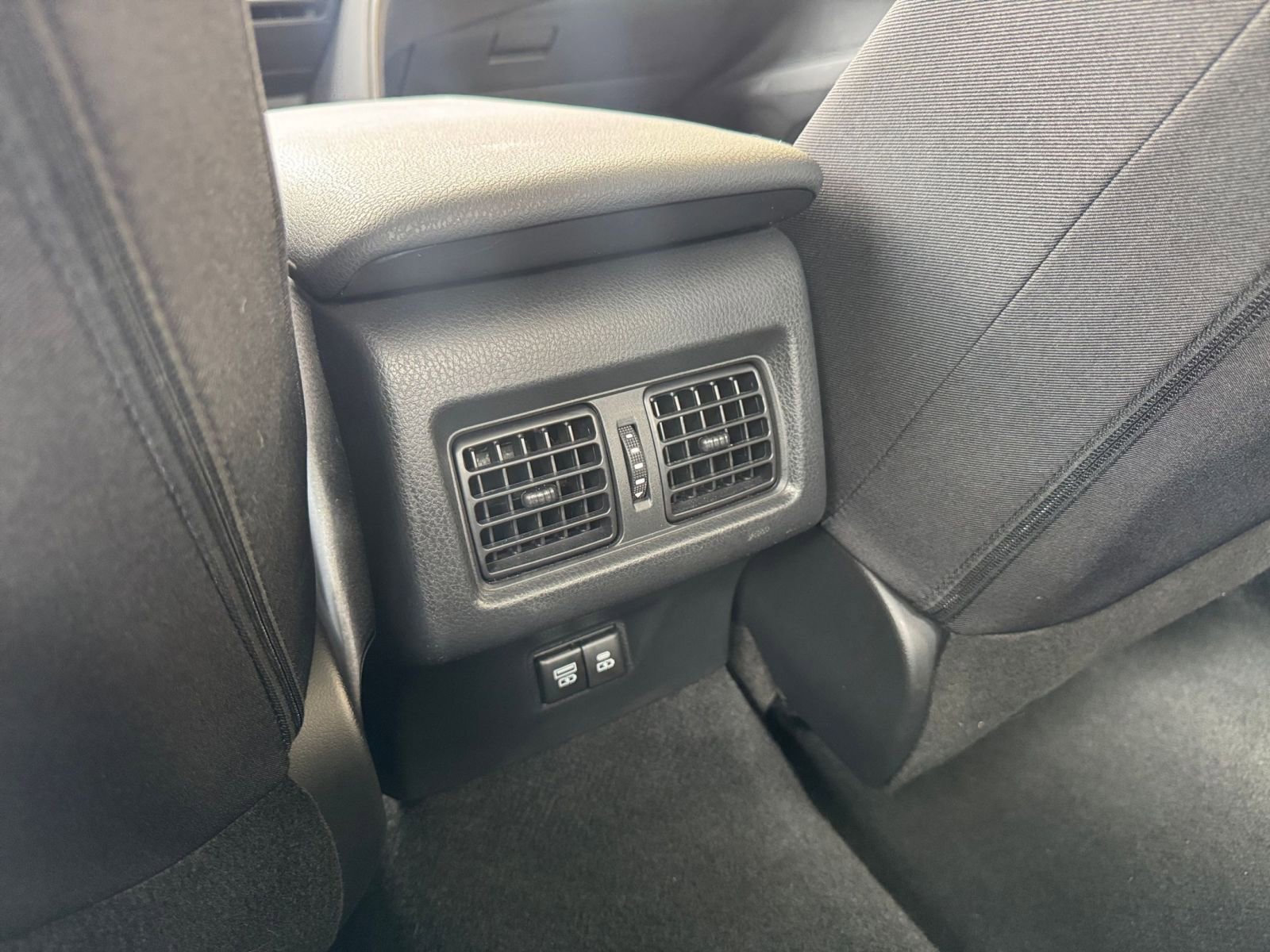 Thumbnail: 2025 Toyota Camry - 22