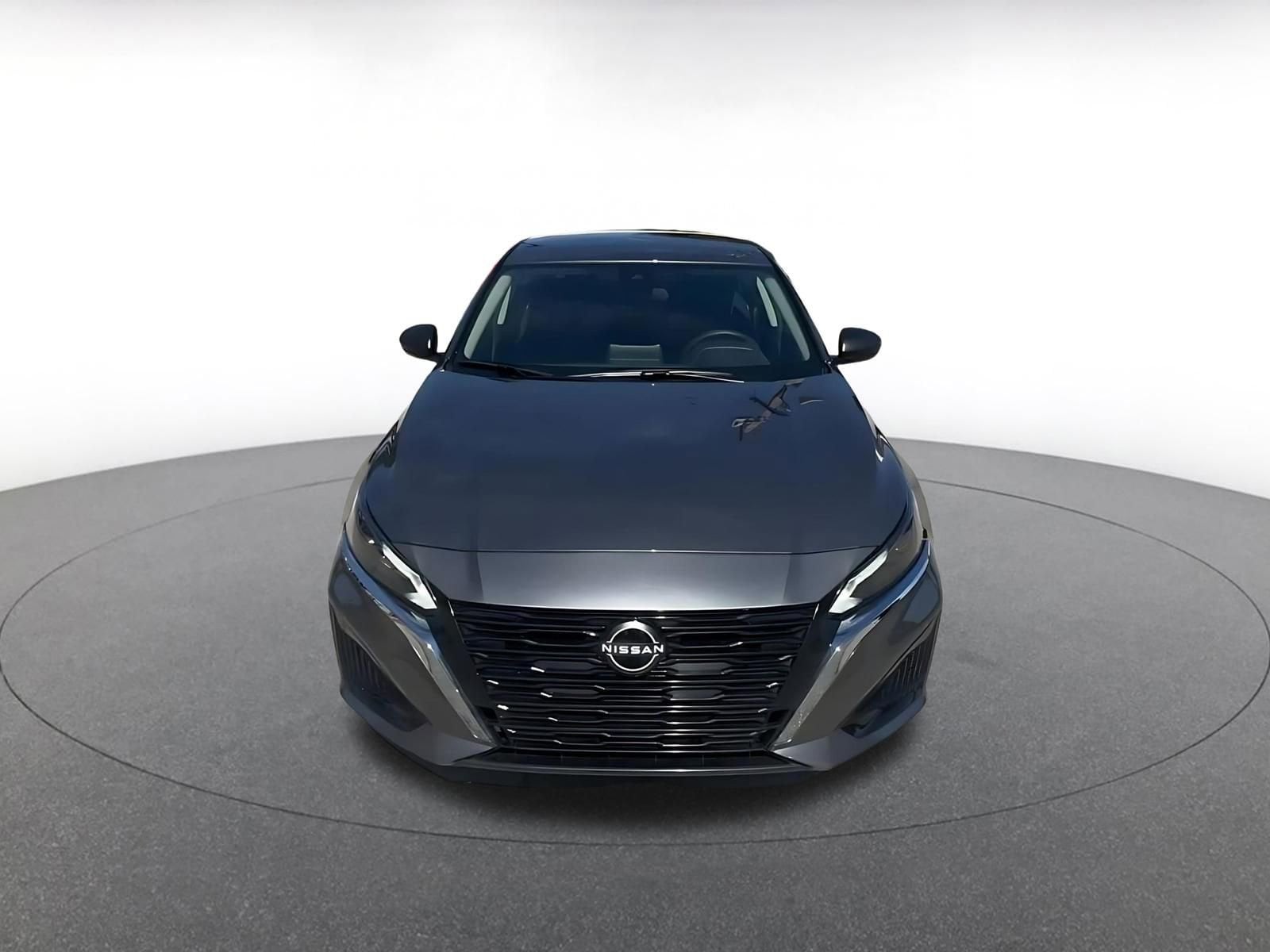 Thumbnail: 2025 Nissan Altima - 4