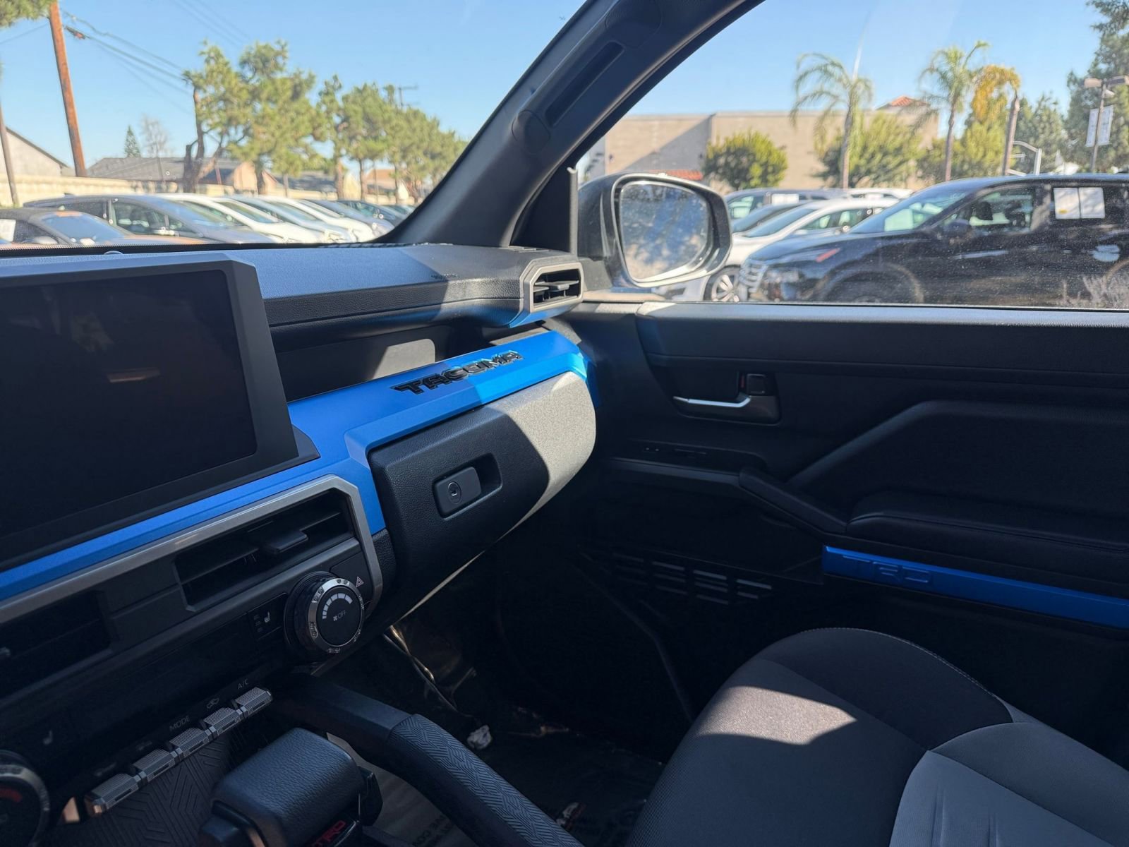 Thumbnail: 2025 Toyota Tacoma - 31