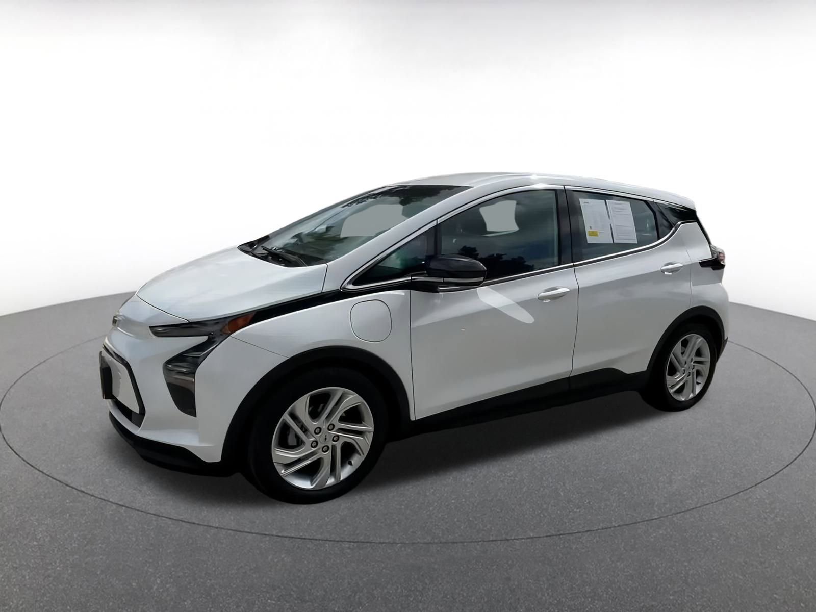 Thumbnail: 2023 Chevrolet Bolt EV - 8