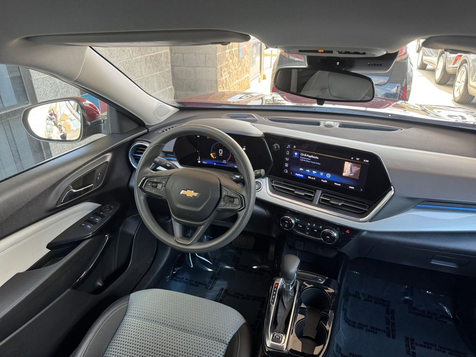 Thumbnail: 2025 Chevrolet Trax - 34