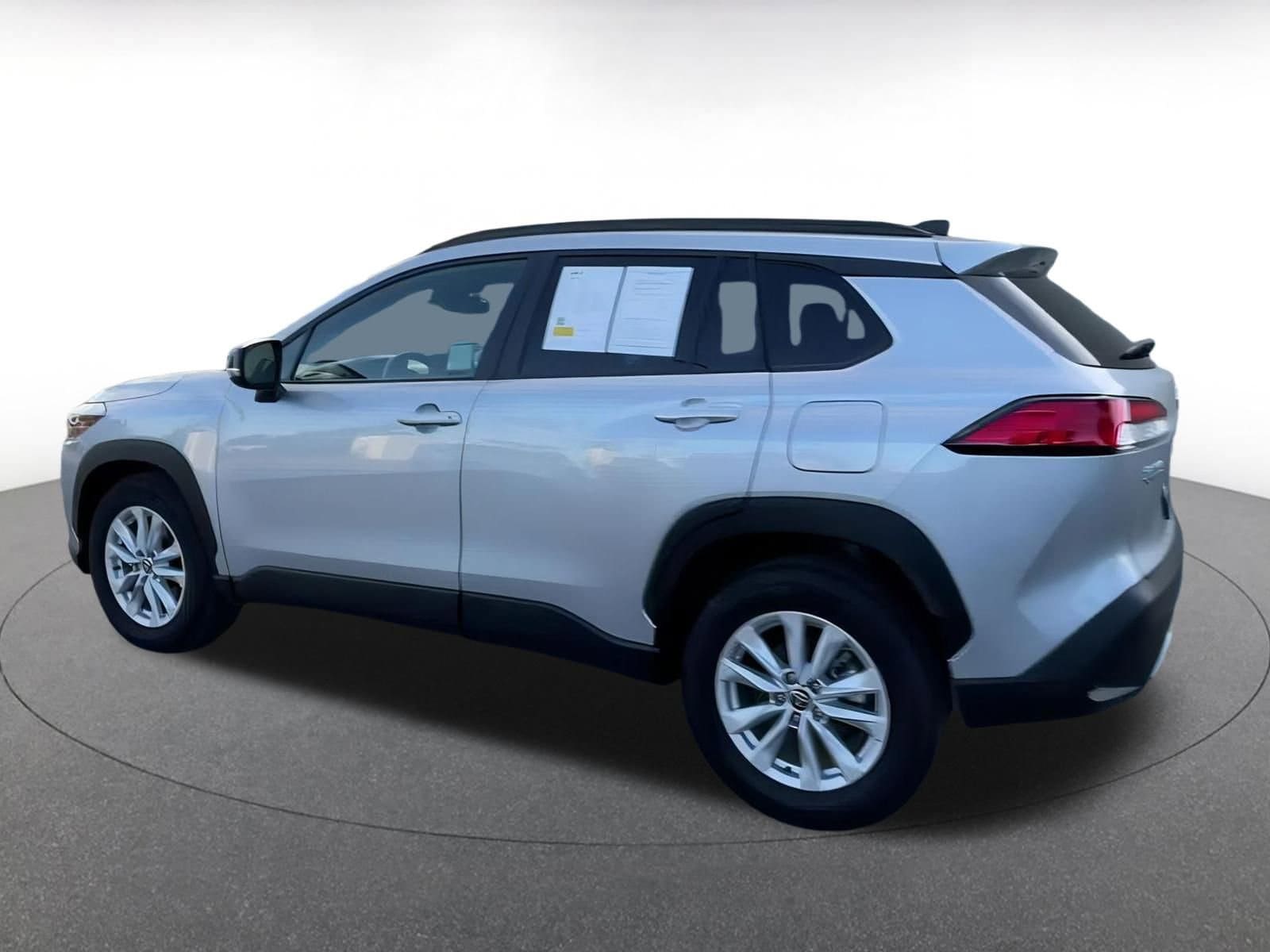 Thumbnail: 2025 Toyota Corolla Cross - 10