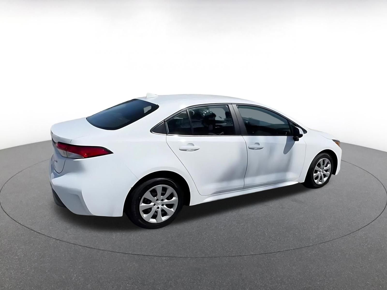 Thumbnail: 2025 Toyota Corolla - 15