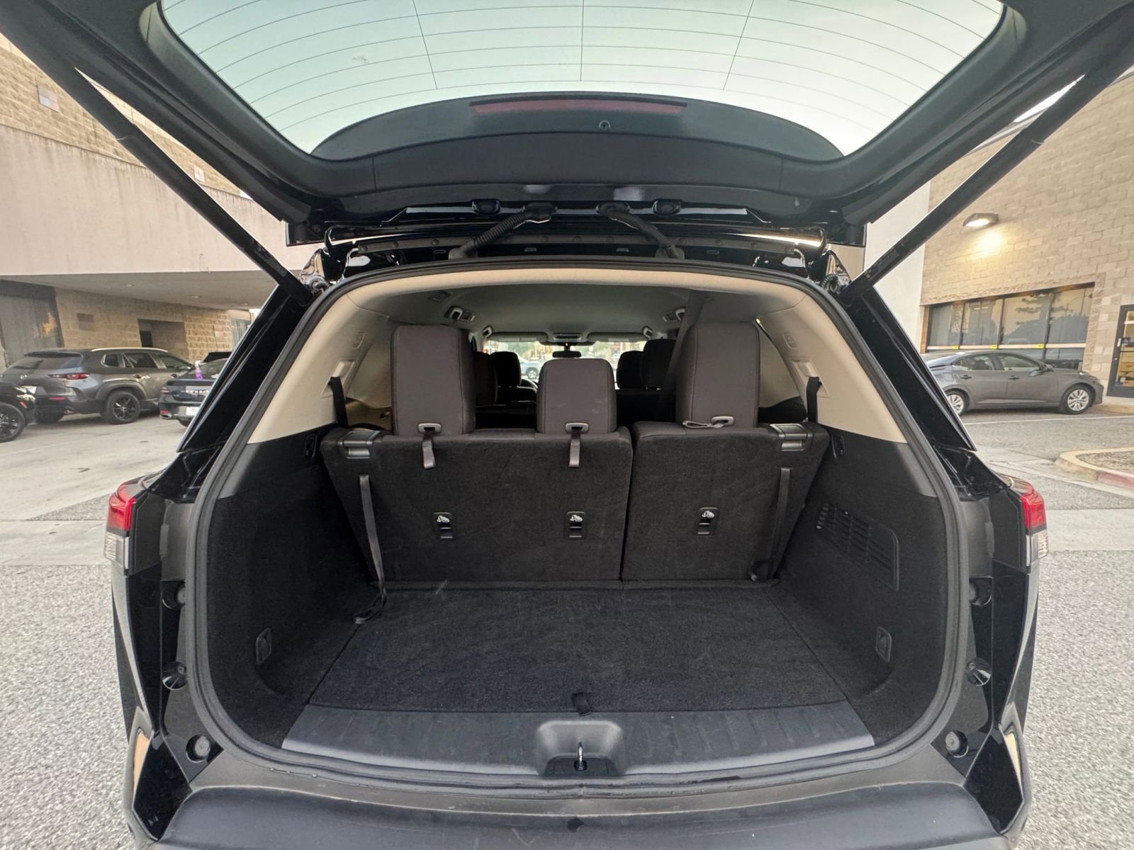 Thumbnail: 2025 Nissan Pathfinder - 33