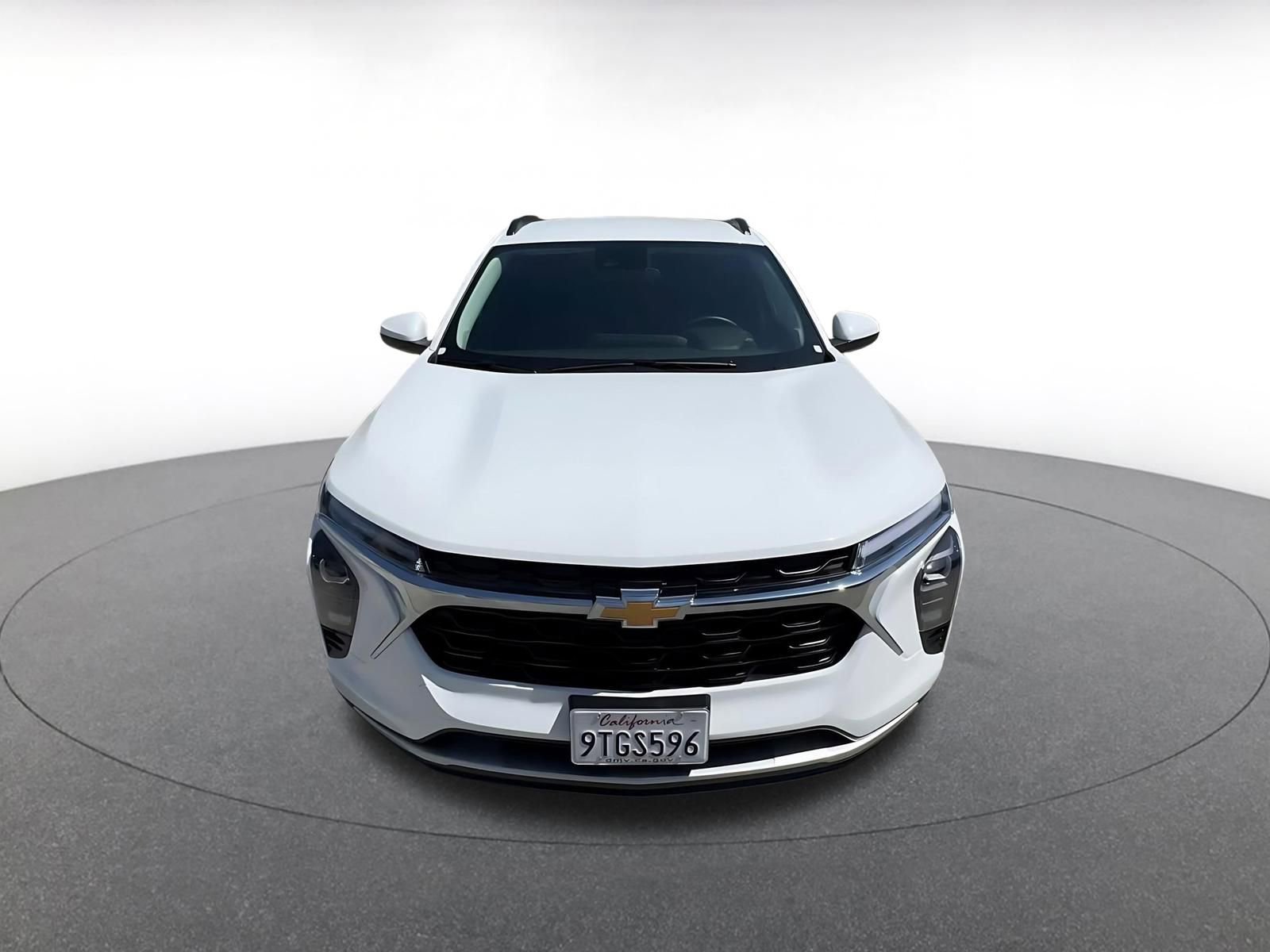 Thumbnail: 2025 Chevrolet Trax - 4