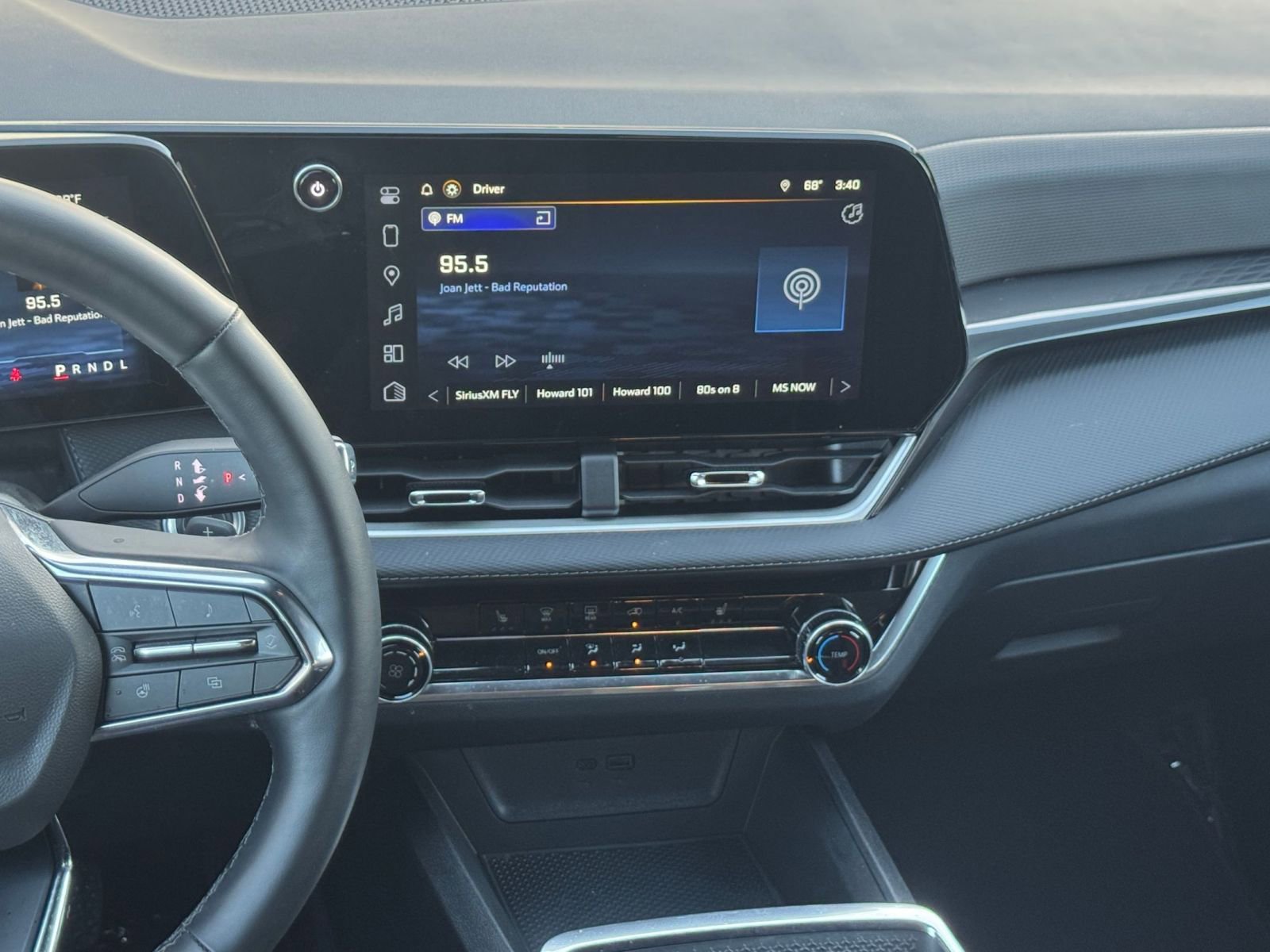 Thumbnail: 2025 Chevrolet Equinox - 21