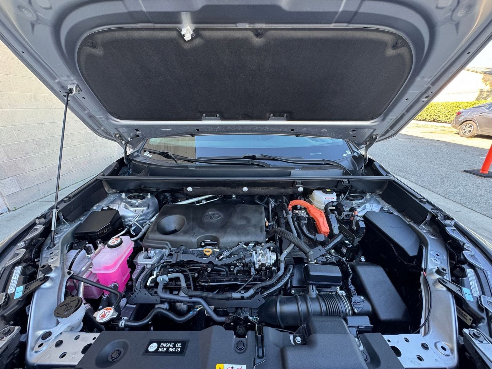 Thumbnail: 2025 Toyota RAV4 - 31