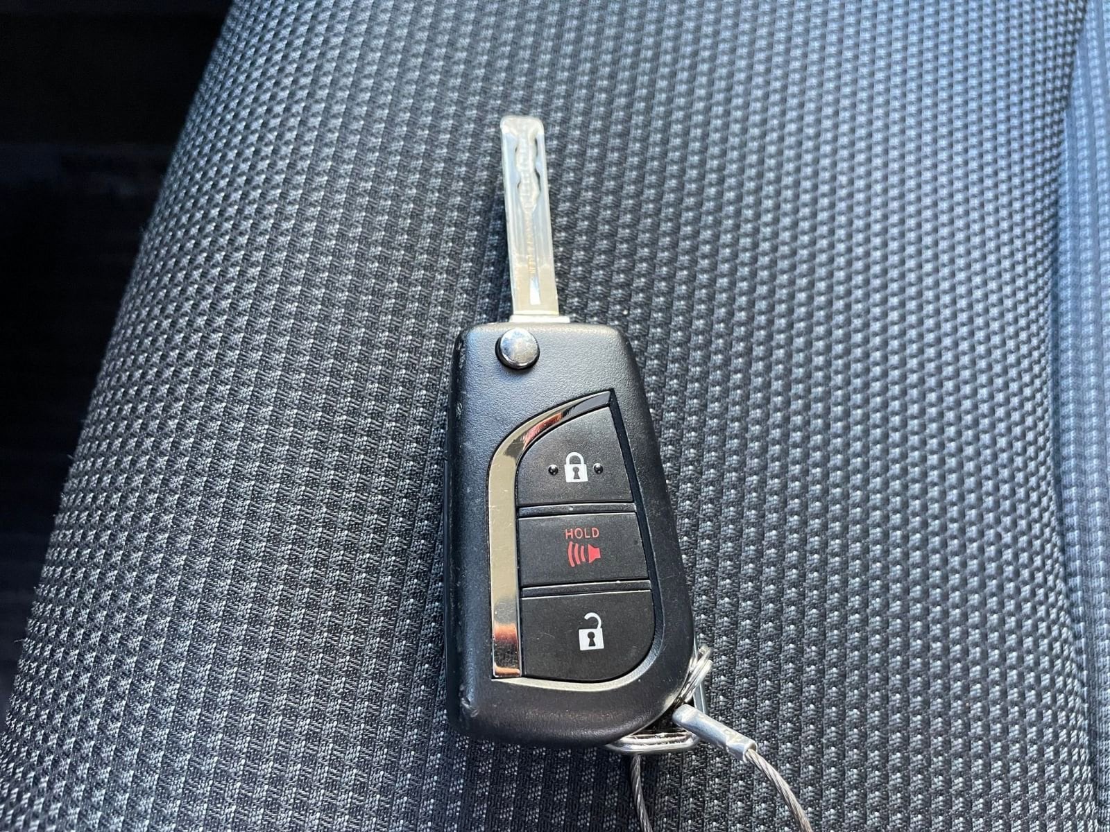 Thumbnail: 2025 Toyota RAV4 - 22