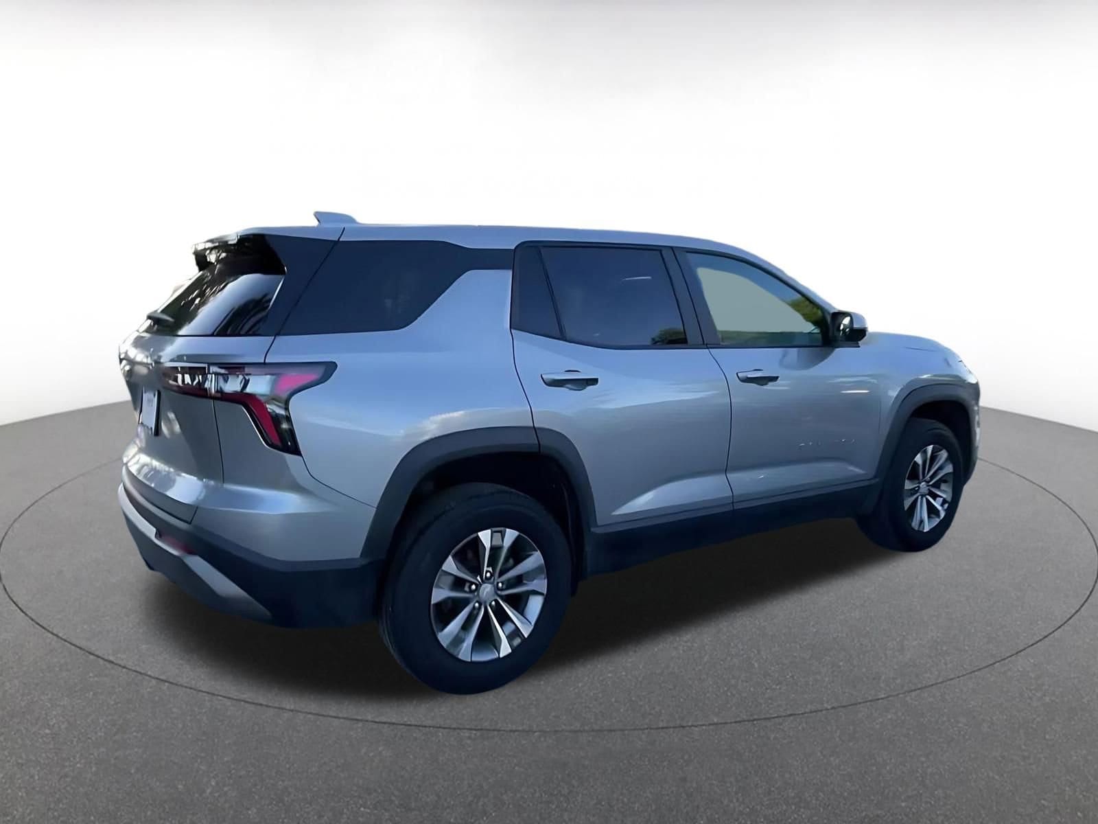 Thumbnail: 2025 Chevrolet Equinox - 15