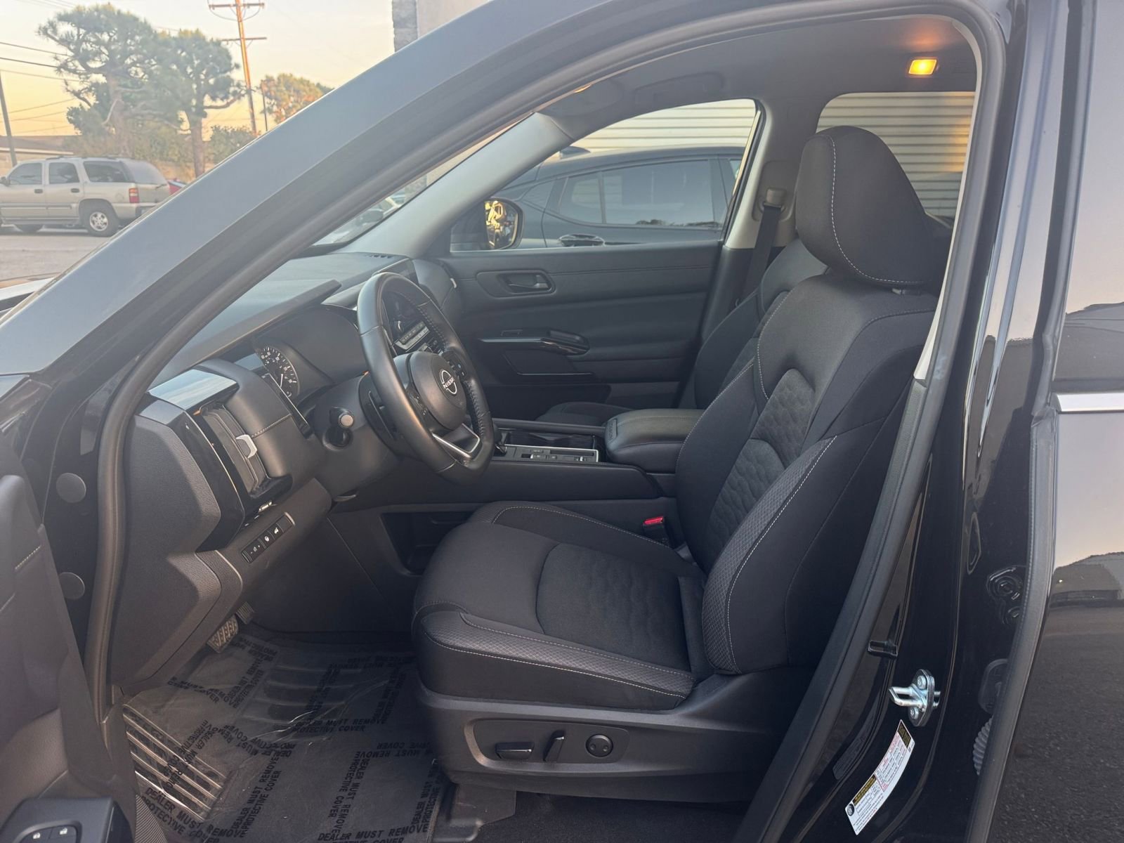 Thumbnail: 2025 Nissan Pathfinder - 28