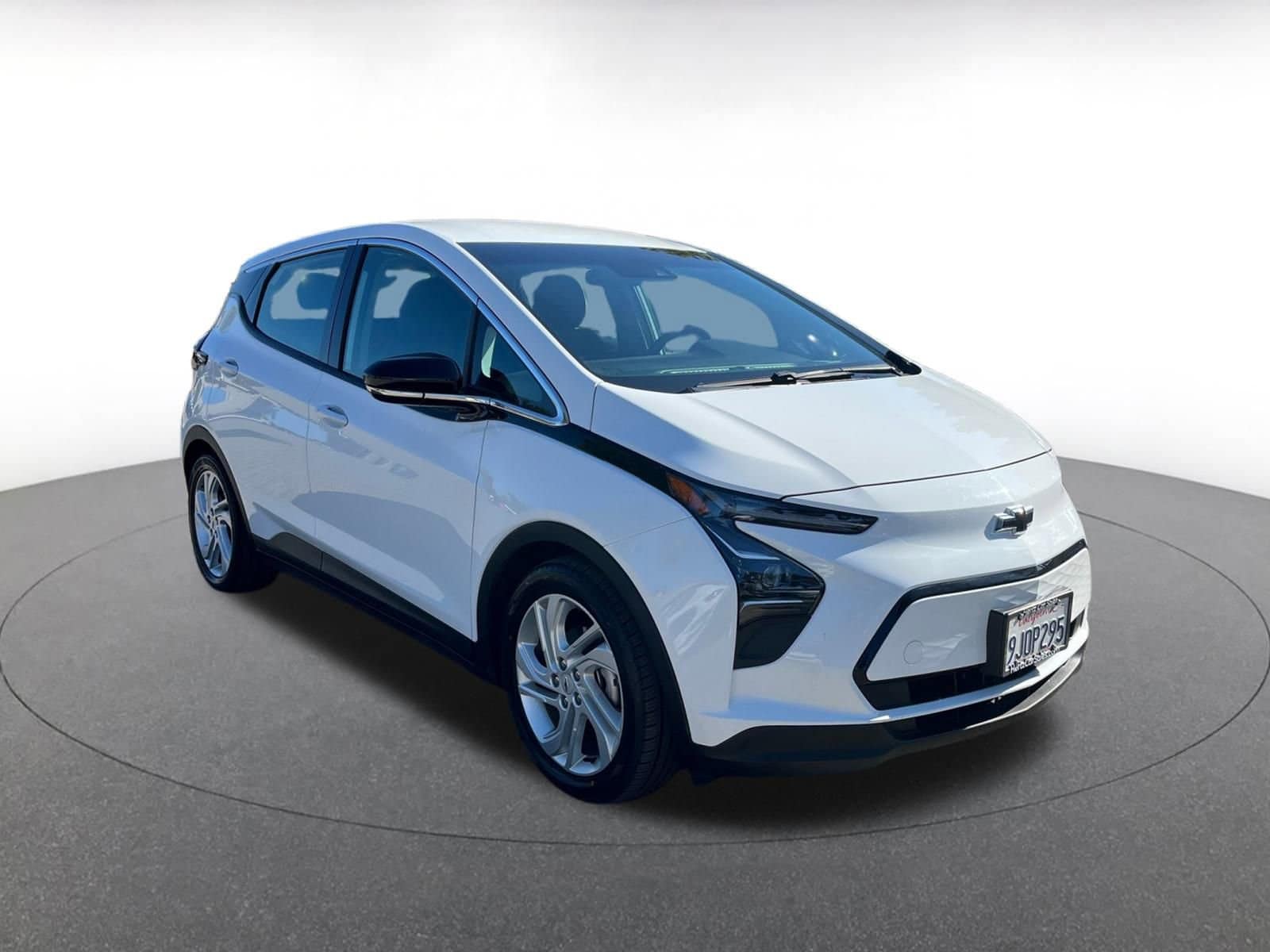Thumbnail: 2023 Chevrolet Bolt EV - 1