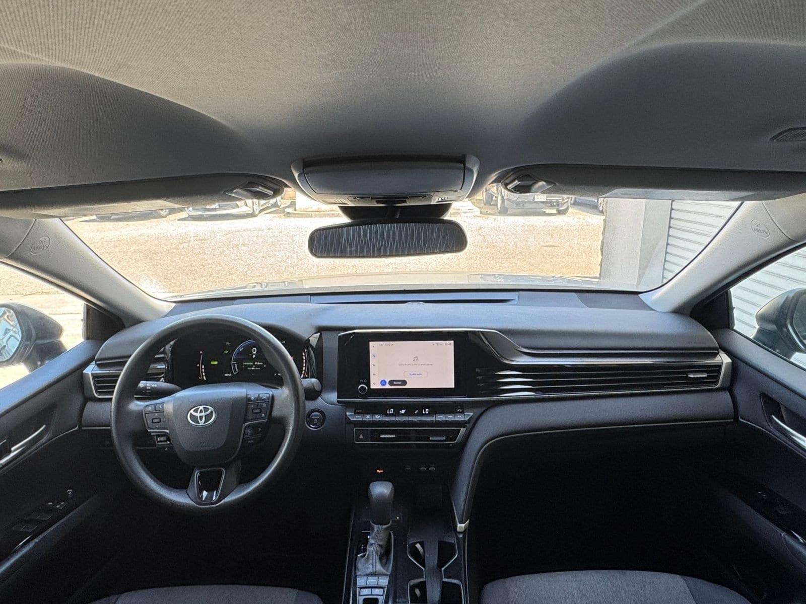 Thumbnail: 2025 Toyota Camry - 32