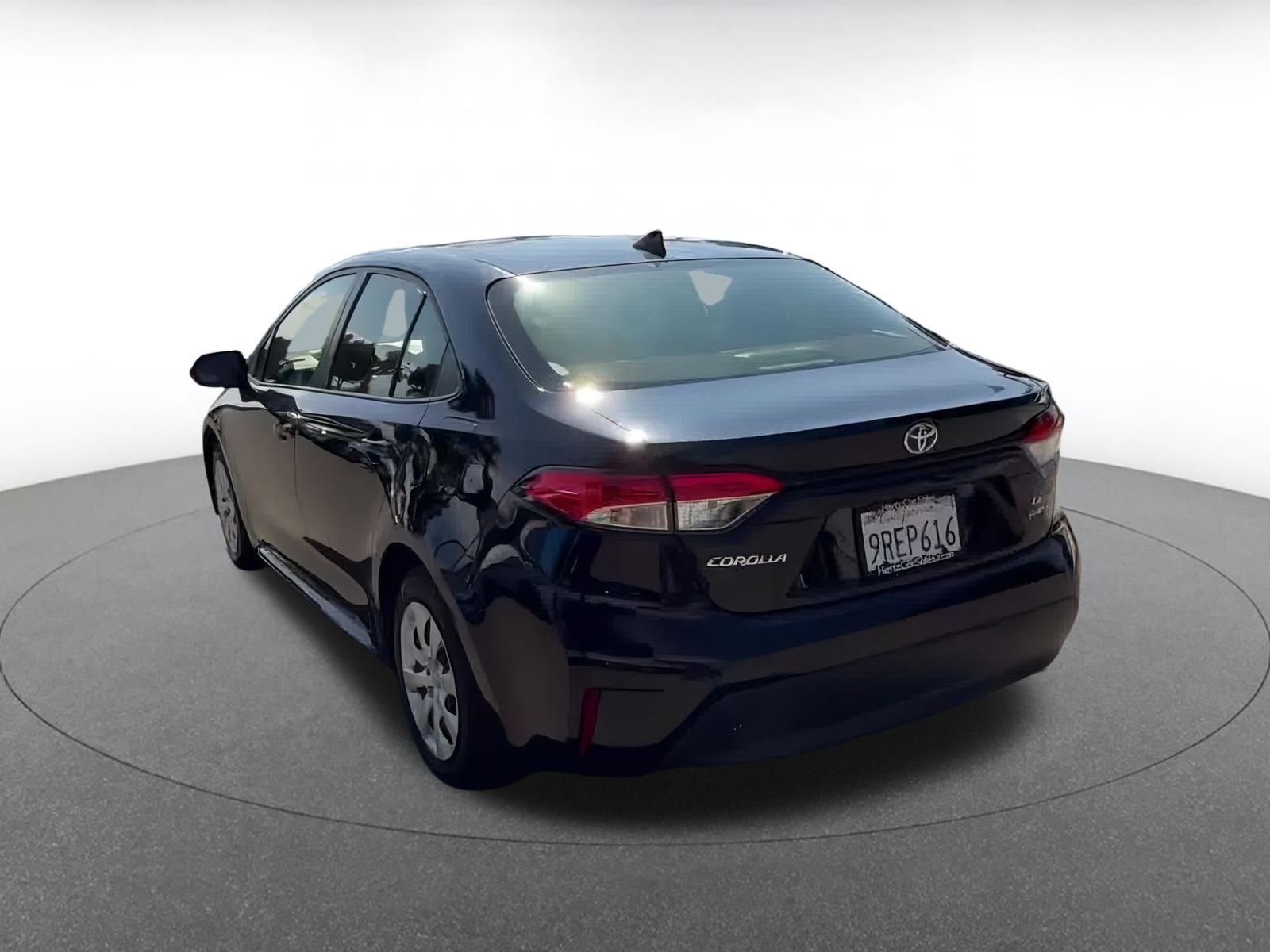 Thumbnail: 2025 Toyota Corolla - 9