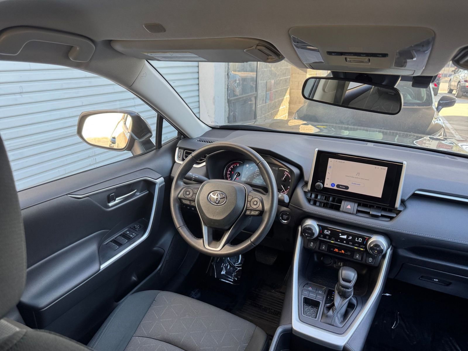 Thumbnail: 2025 Toyota RAV4 - 34