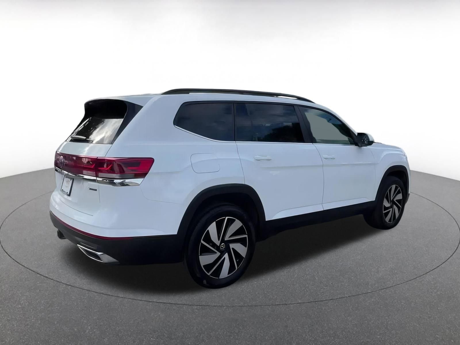 Thumbnail: 2025 Volkswagen Atlas - 15