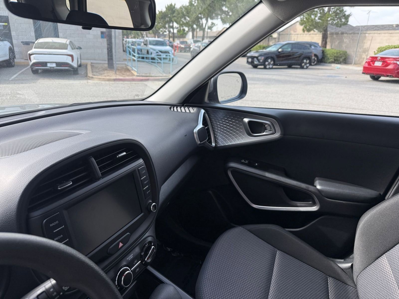 Thumbnail: 2025 Kia Soul - 31