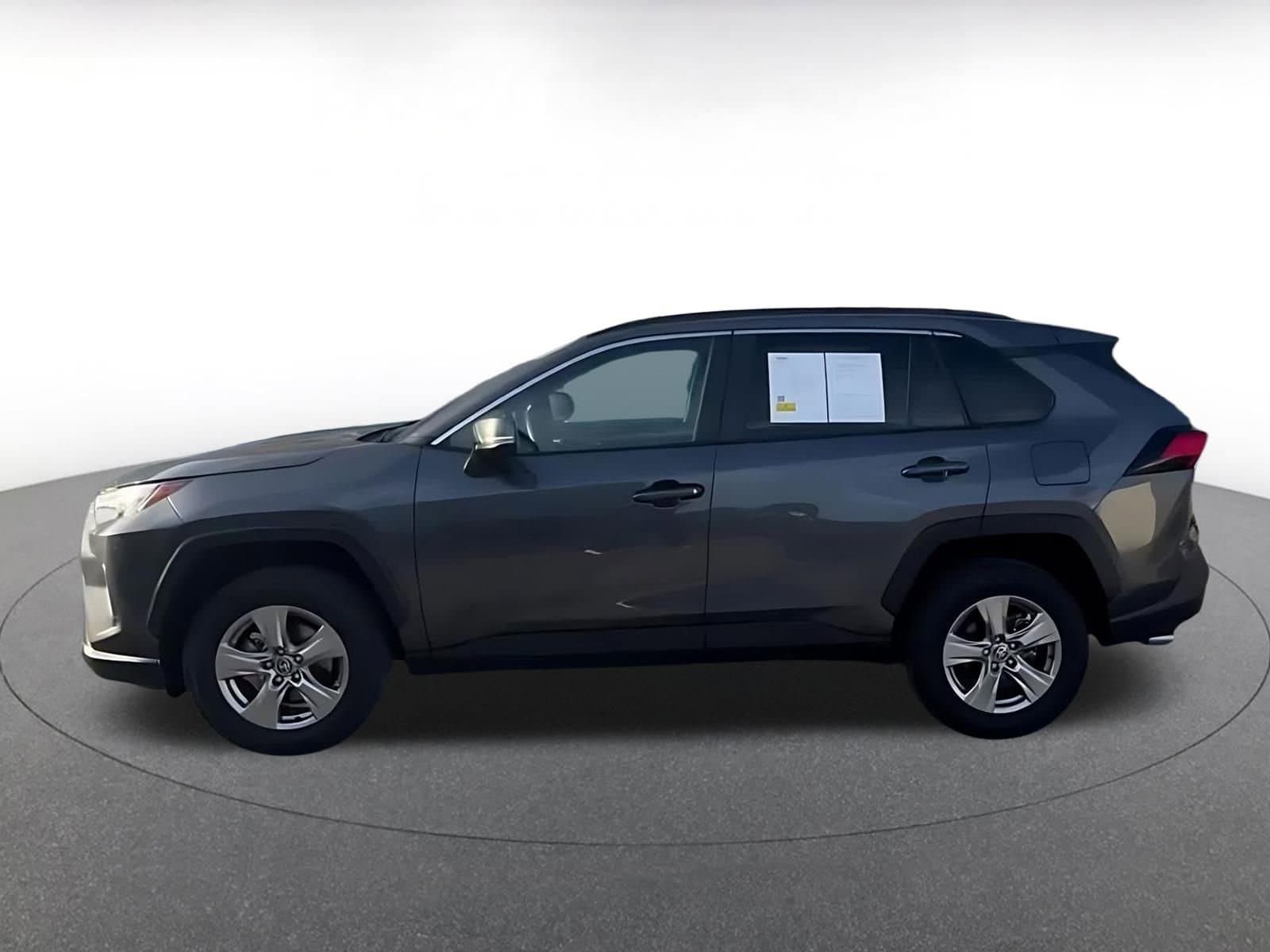 Thumbnail: 2025 Toyota RAV4 - 9