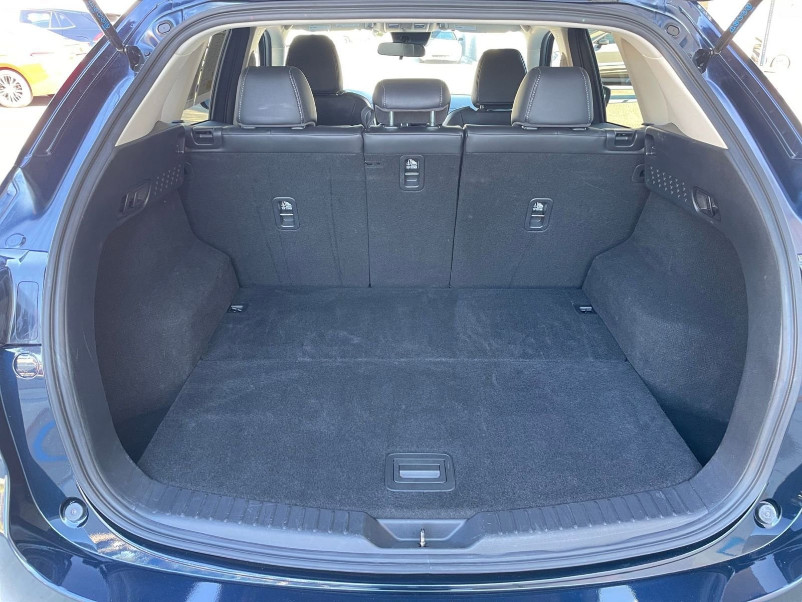 Thumbnail: 2025 Mazda CX-5 - 31