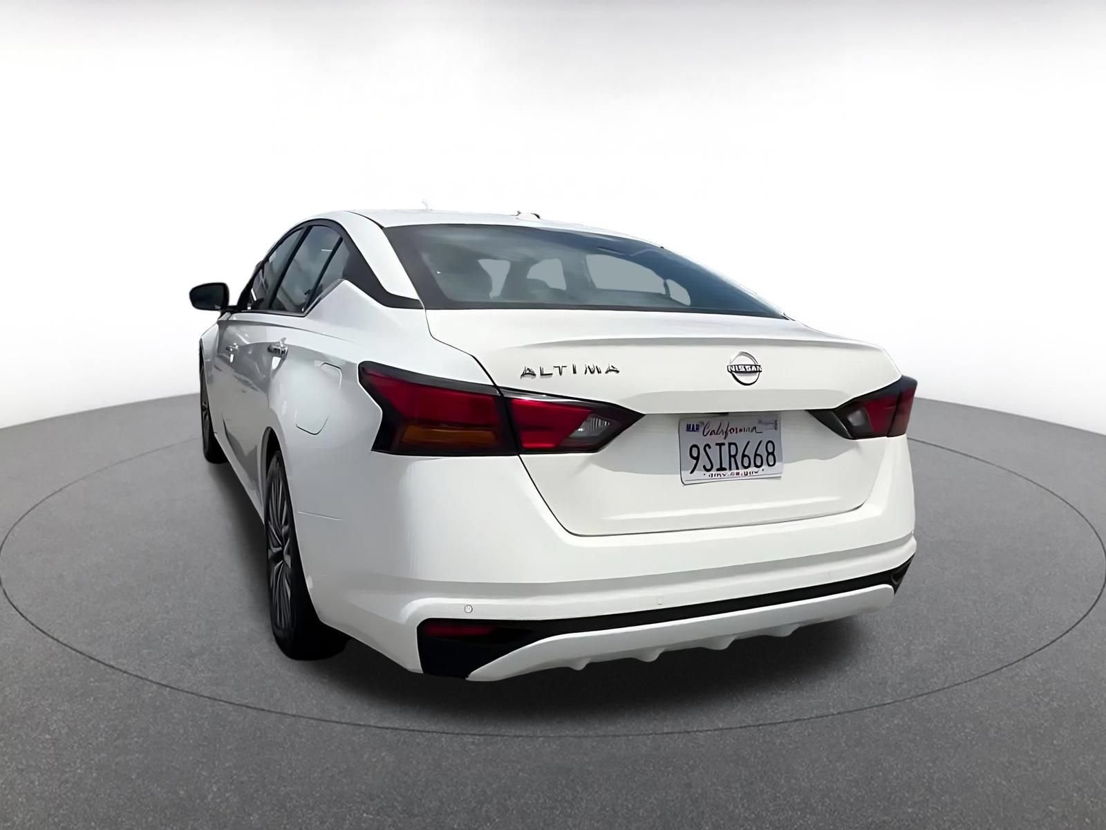 Thumbnail: 2025 Nissan Altima - 11
