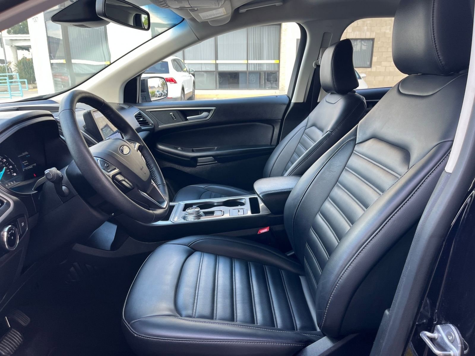2024 Ford Edge SEL 27