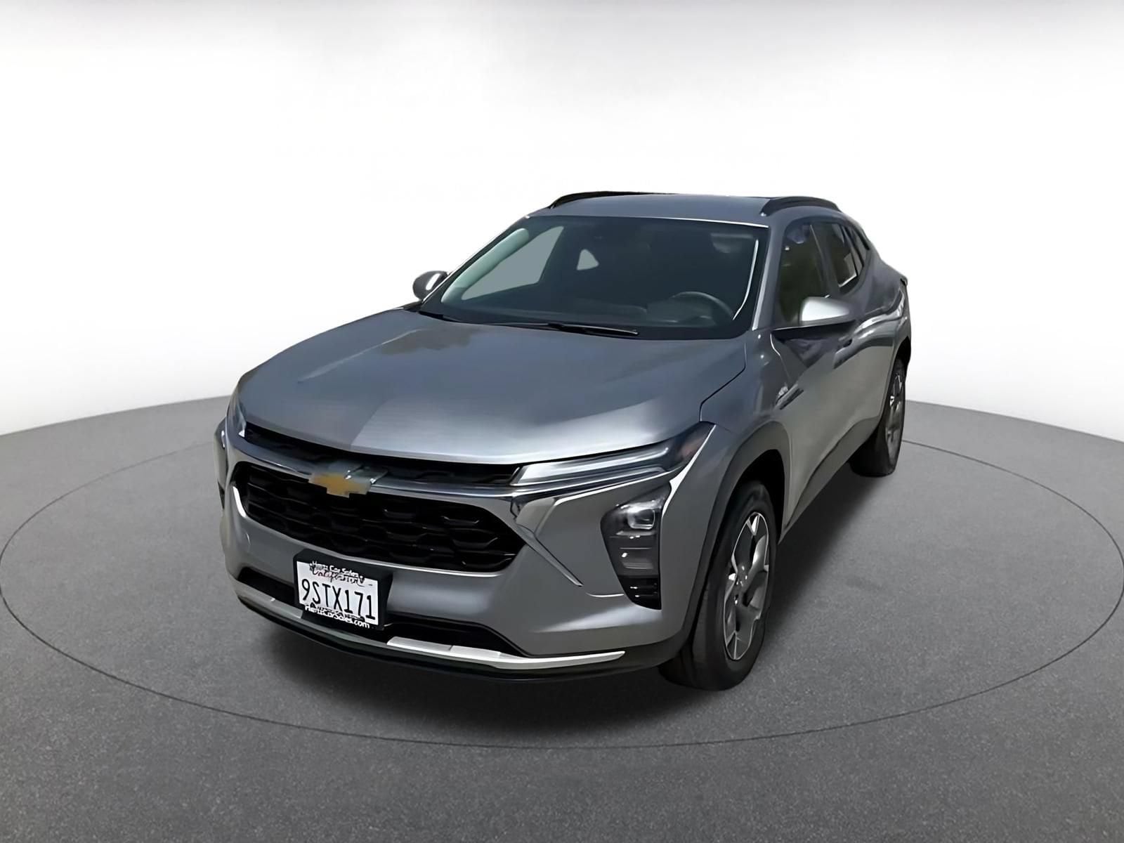Thumbnail: 2025 Chevrolet Trax - 6