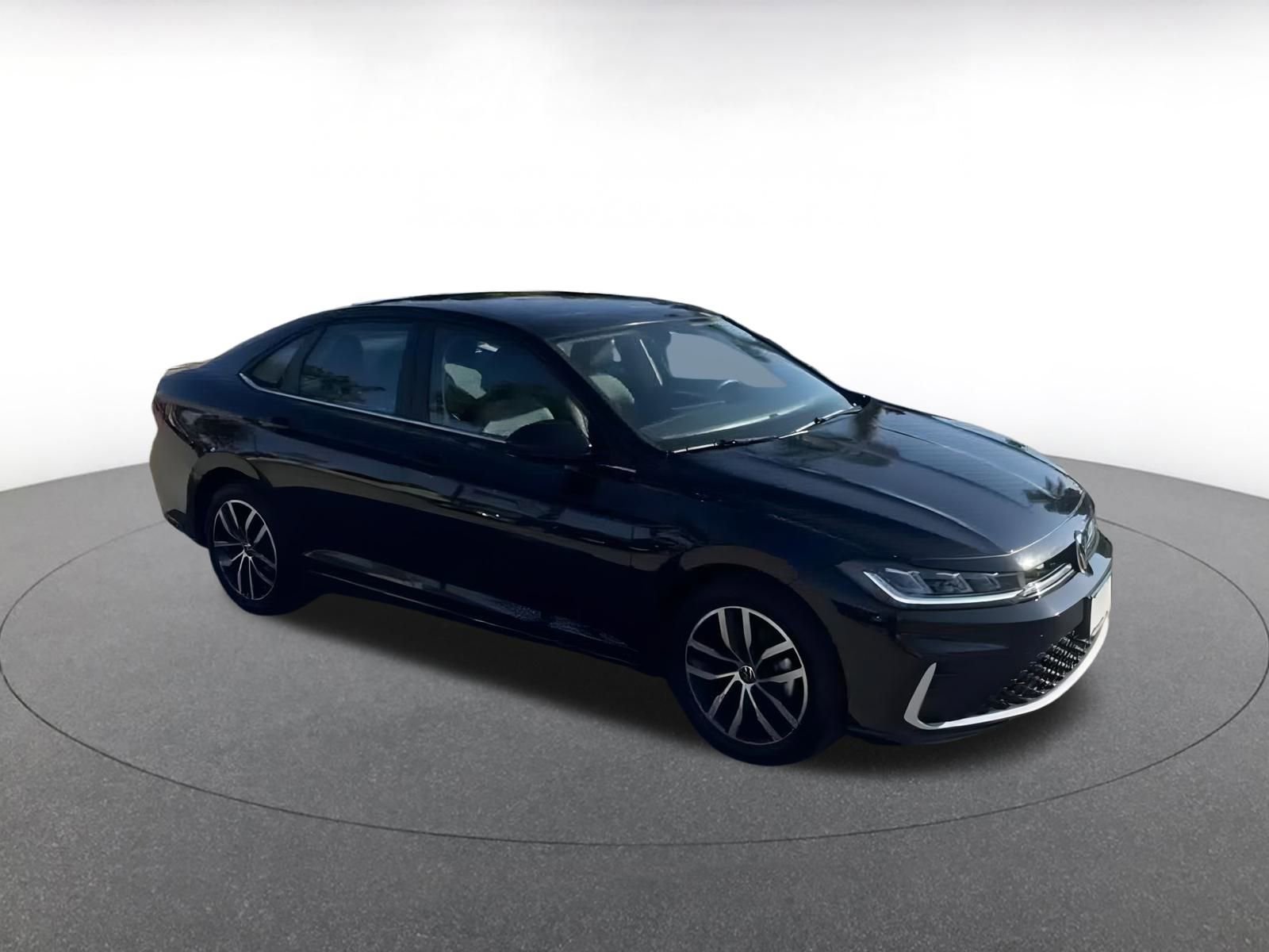 Thumbnail: 2025 Volkswagen Jetta - 2