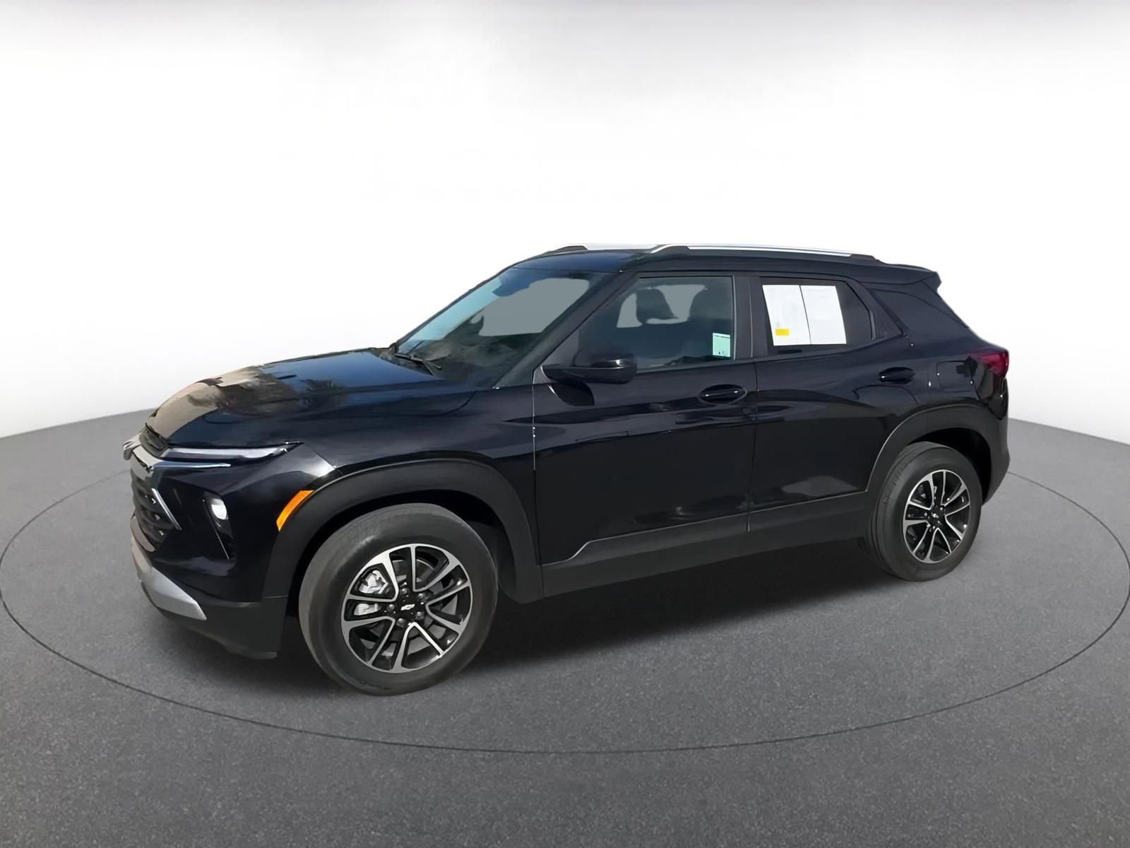 Thumbnail: 2025 Chevrolet TrailBlazer - 8