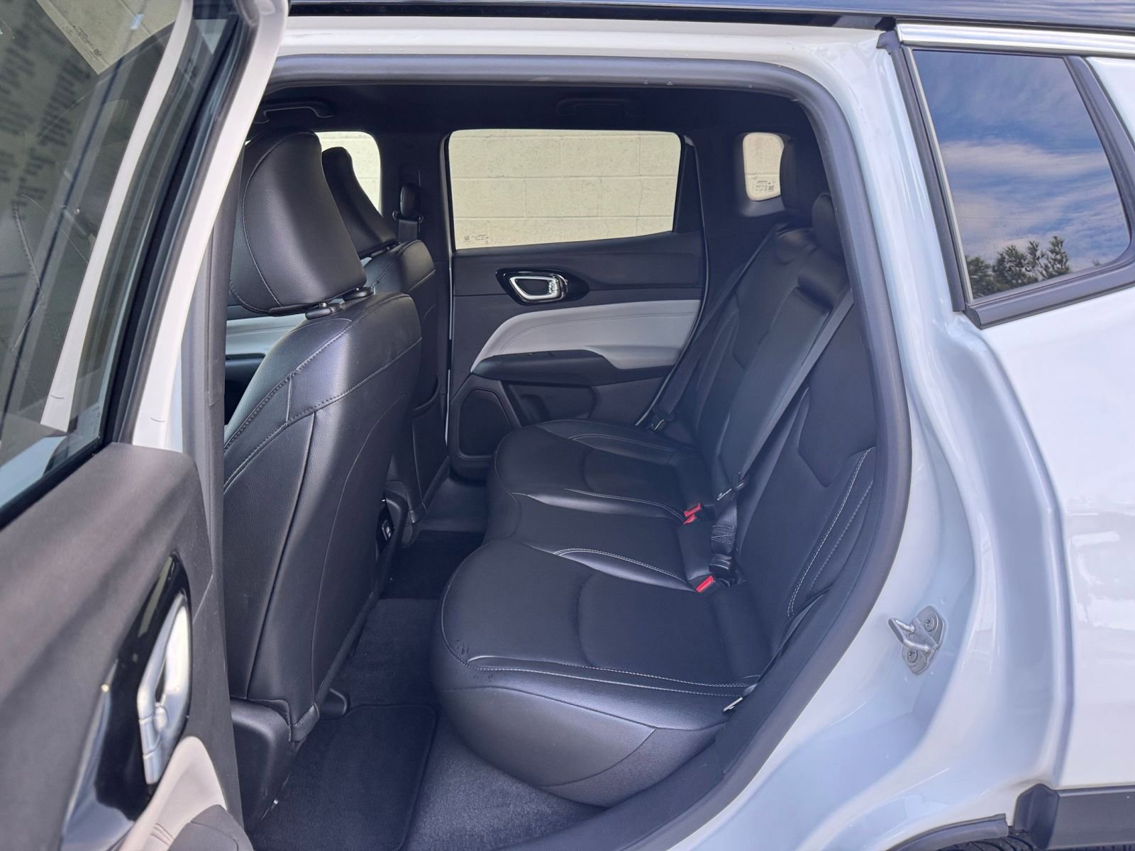 Thumbnail: 2025 Jeep Compass - 25