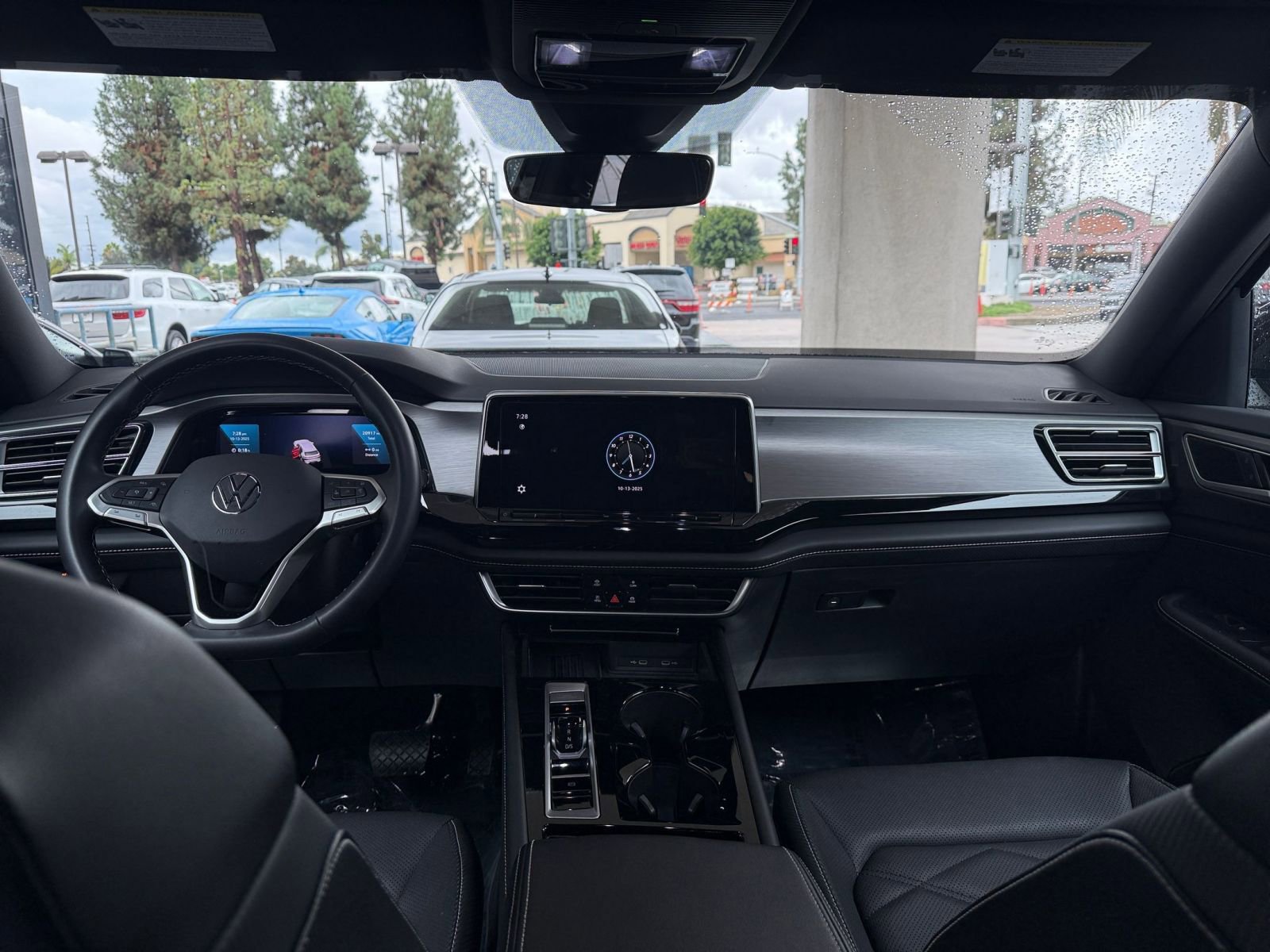 Thumbnail: 2025 Volkswagen Atlas - 29