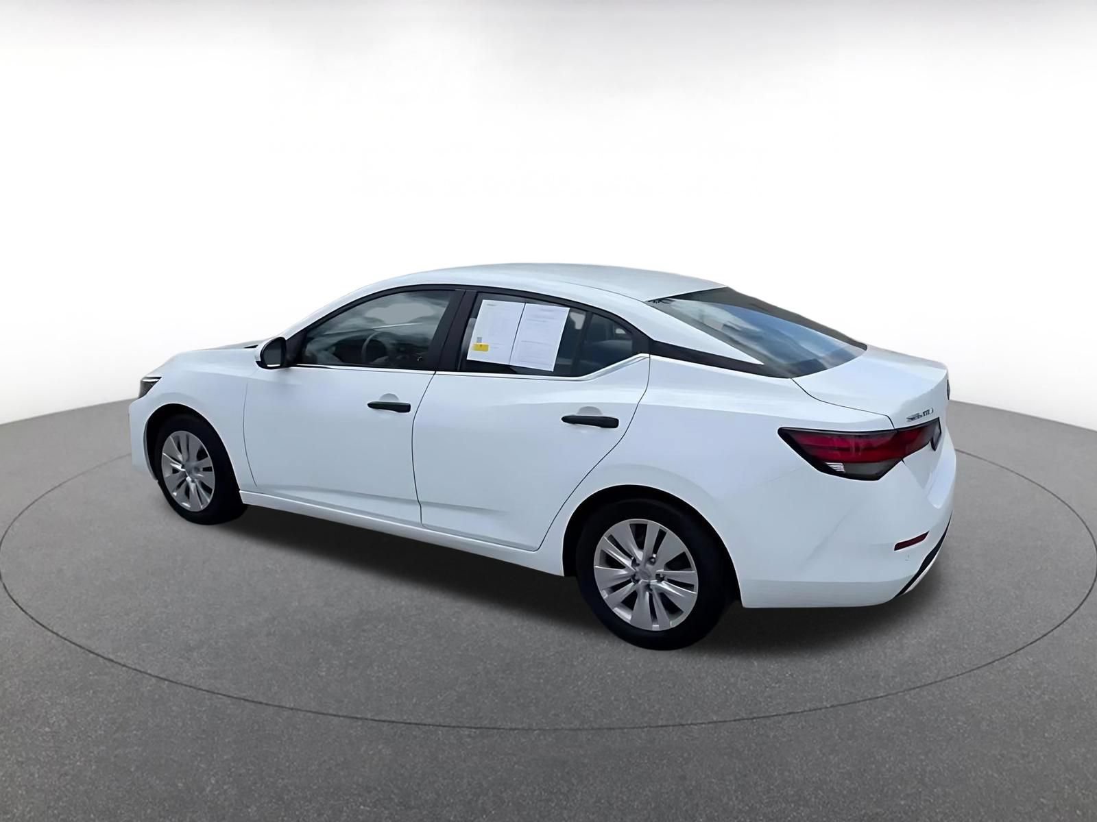 Thumbnail: 2025 Nissan Sentra - 11