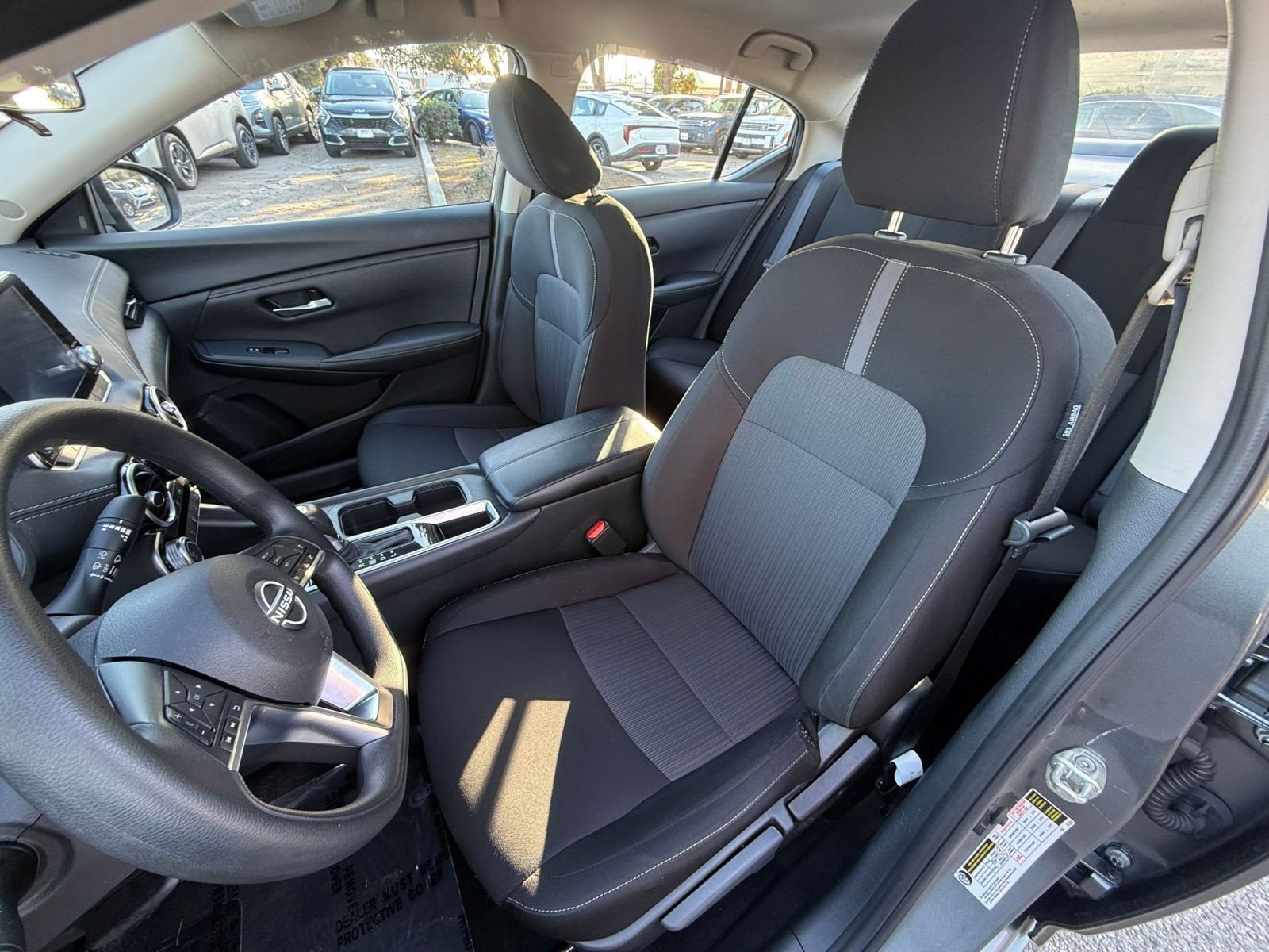 Thumbnail: 2025 Nissan Sentra - 32