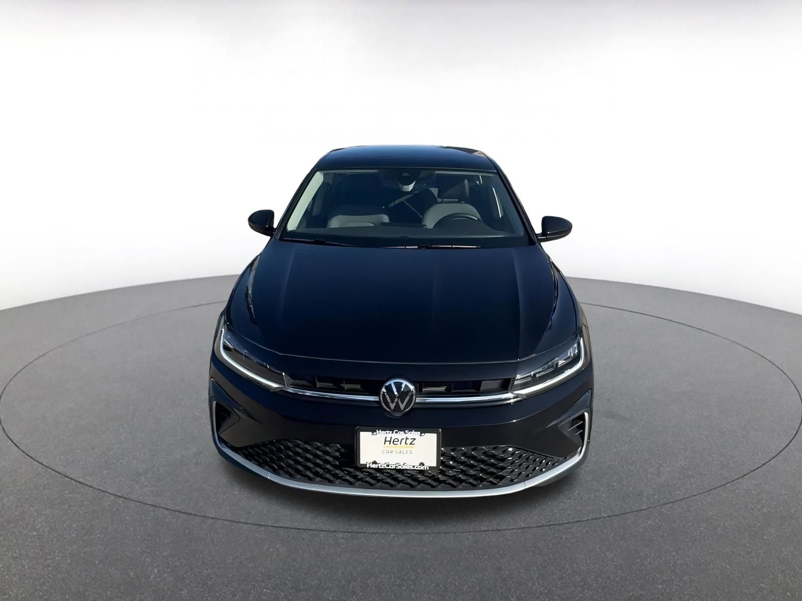 Thumbnail: 2025 Volkswagen Jetta - 3
