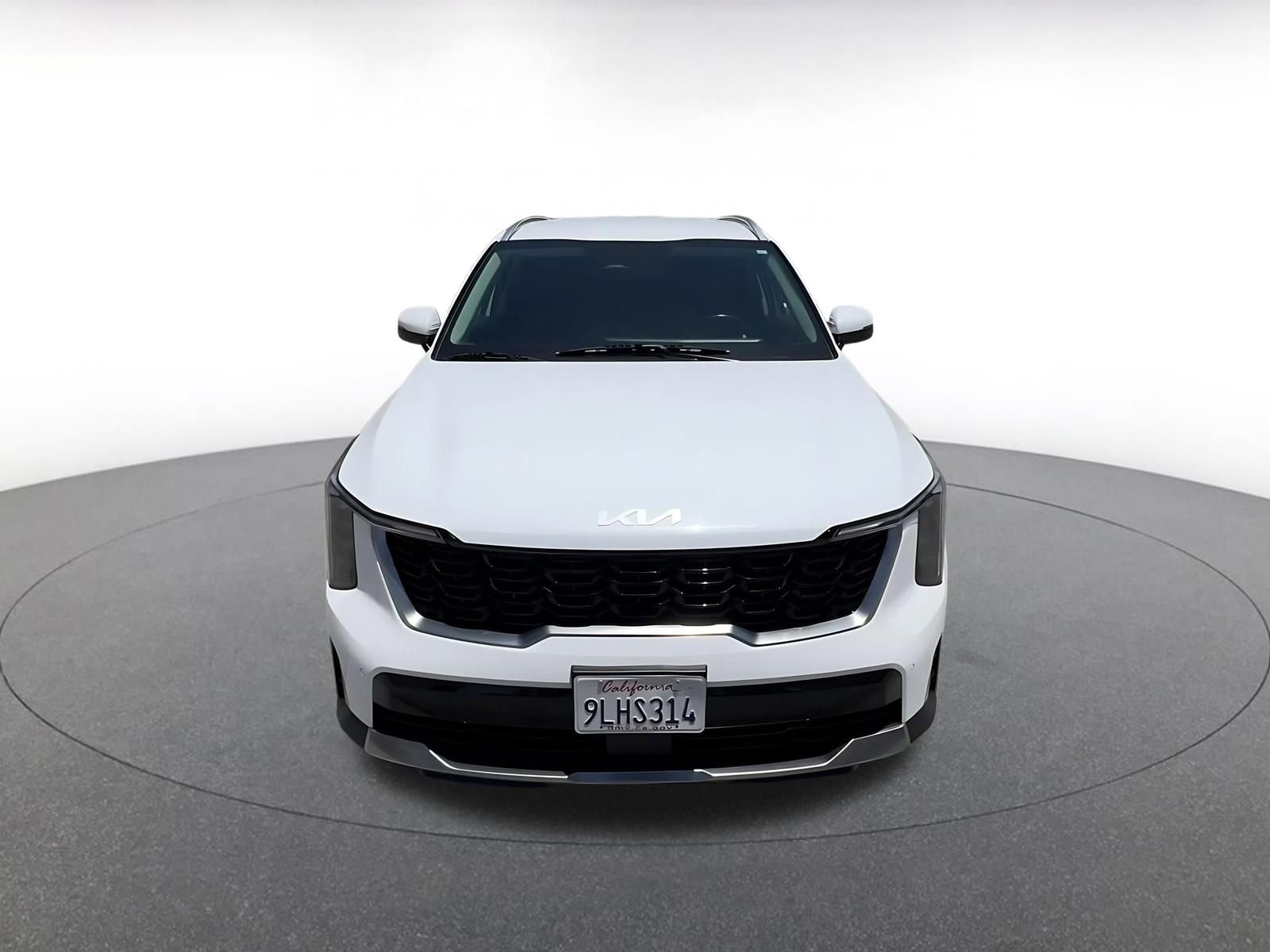 Thumbnail: 2024 Kia Sorento - 4