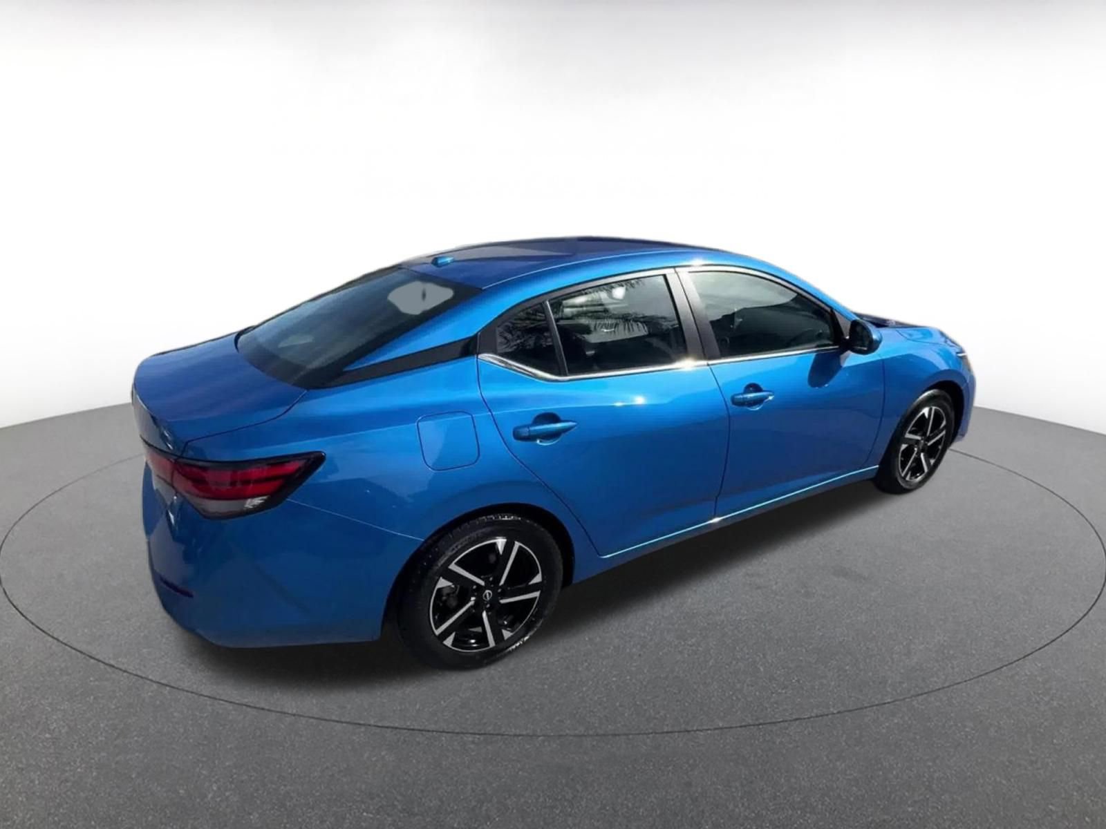 Thumbnail: 2025 Nissan Sentra - 15