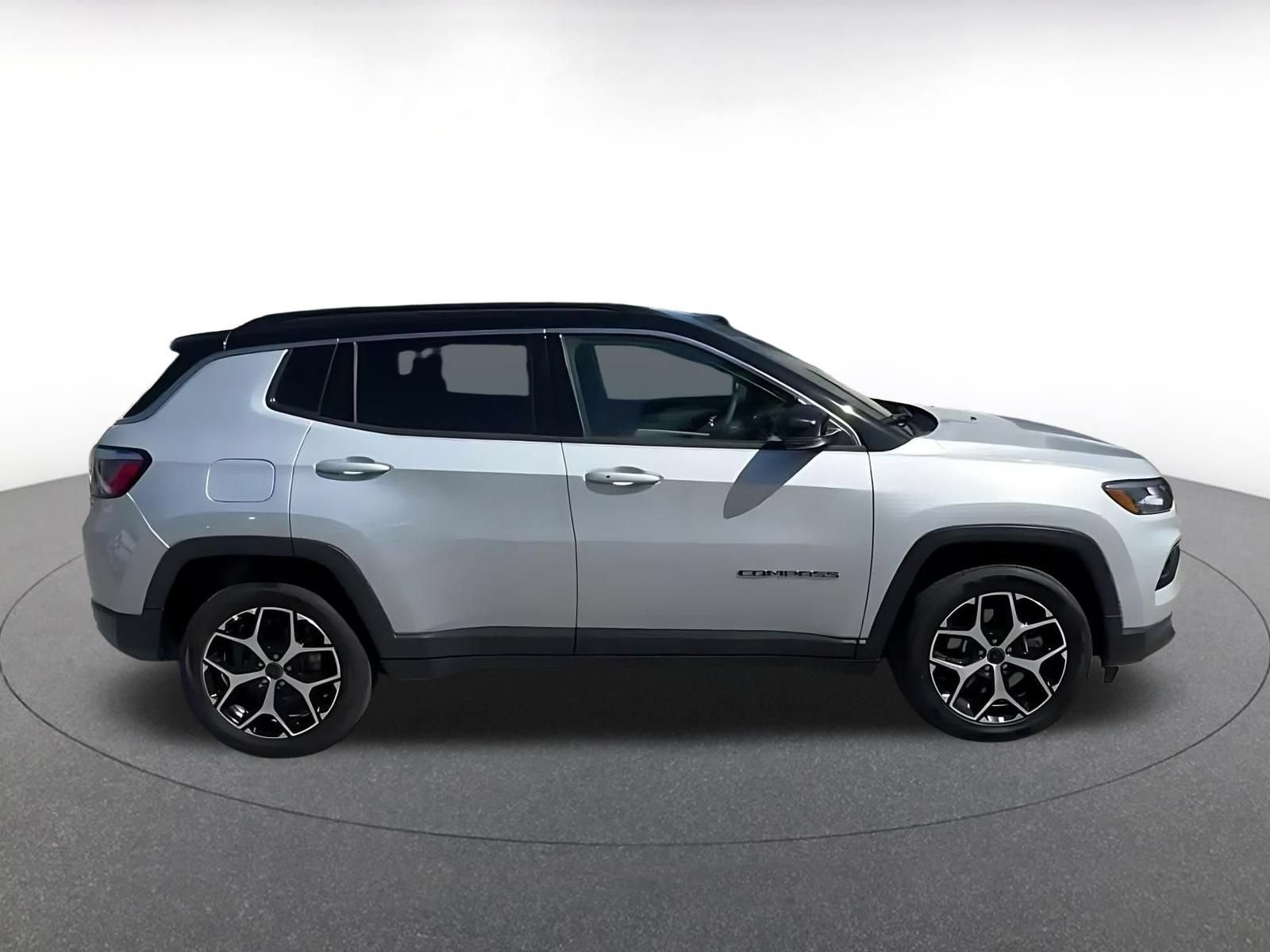 Thumbnail: 2025 Jeep Compass - 15
