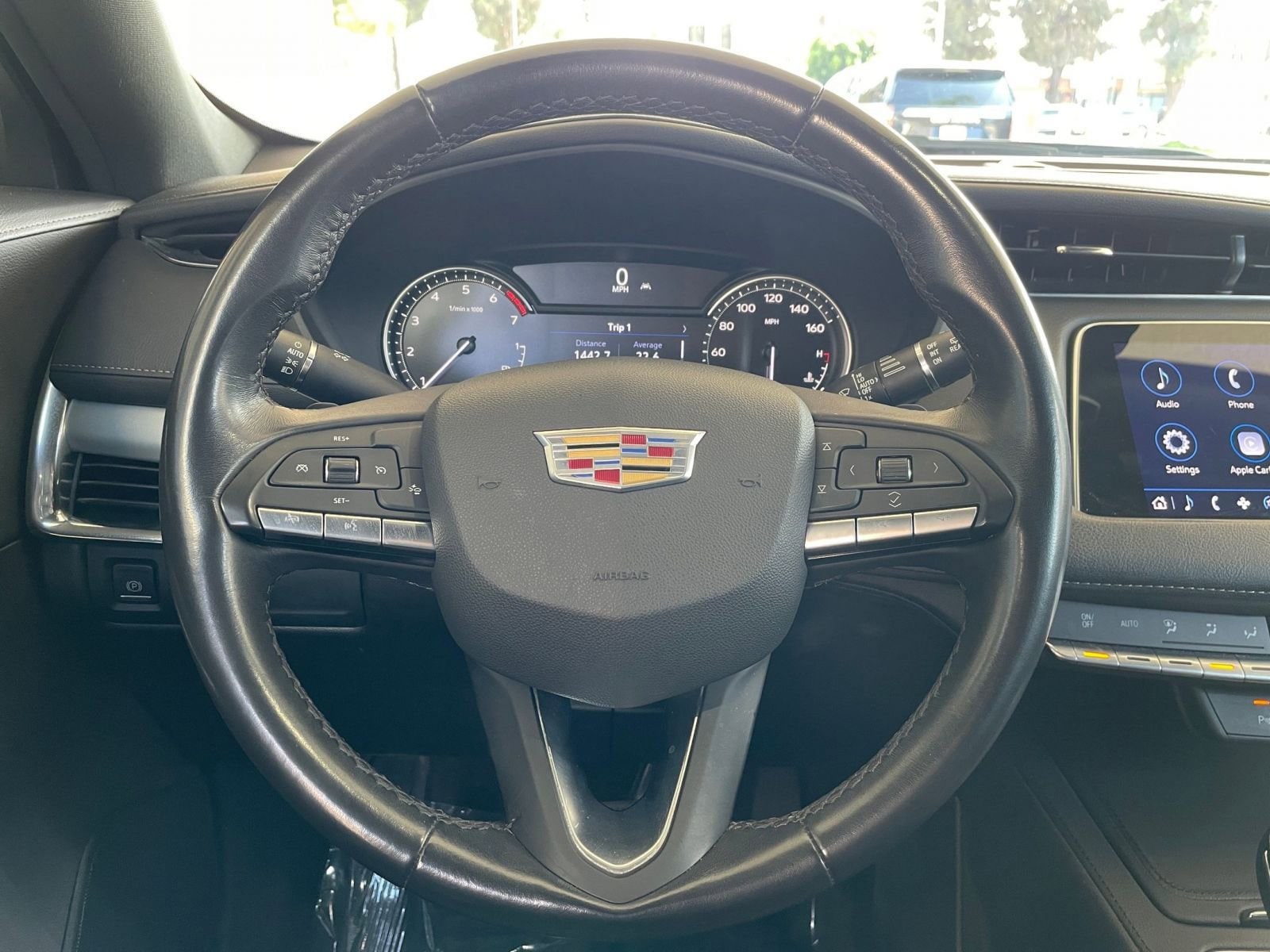 Thumbnail: 2023 Cadillac XT4 - 28