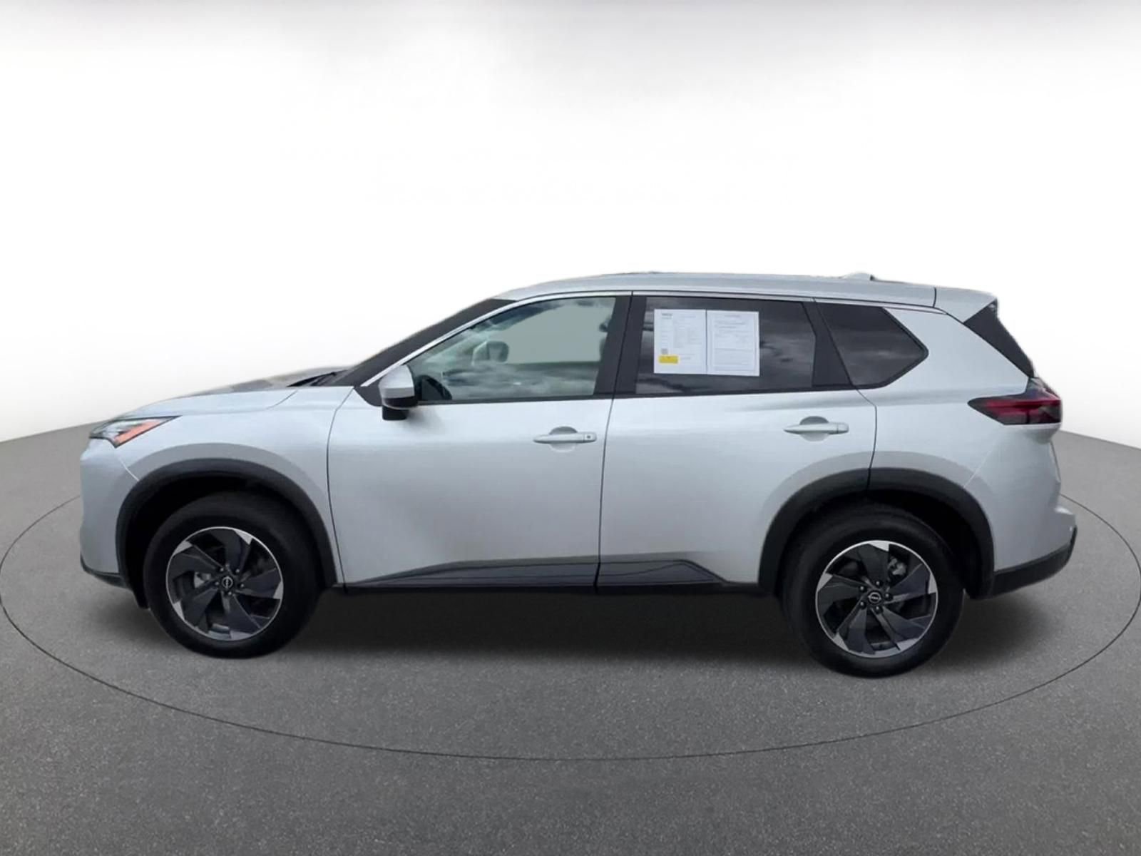 Thumbnail: 2025 Nissan Rogue - 9