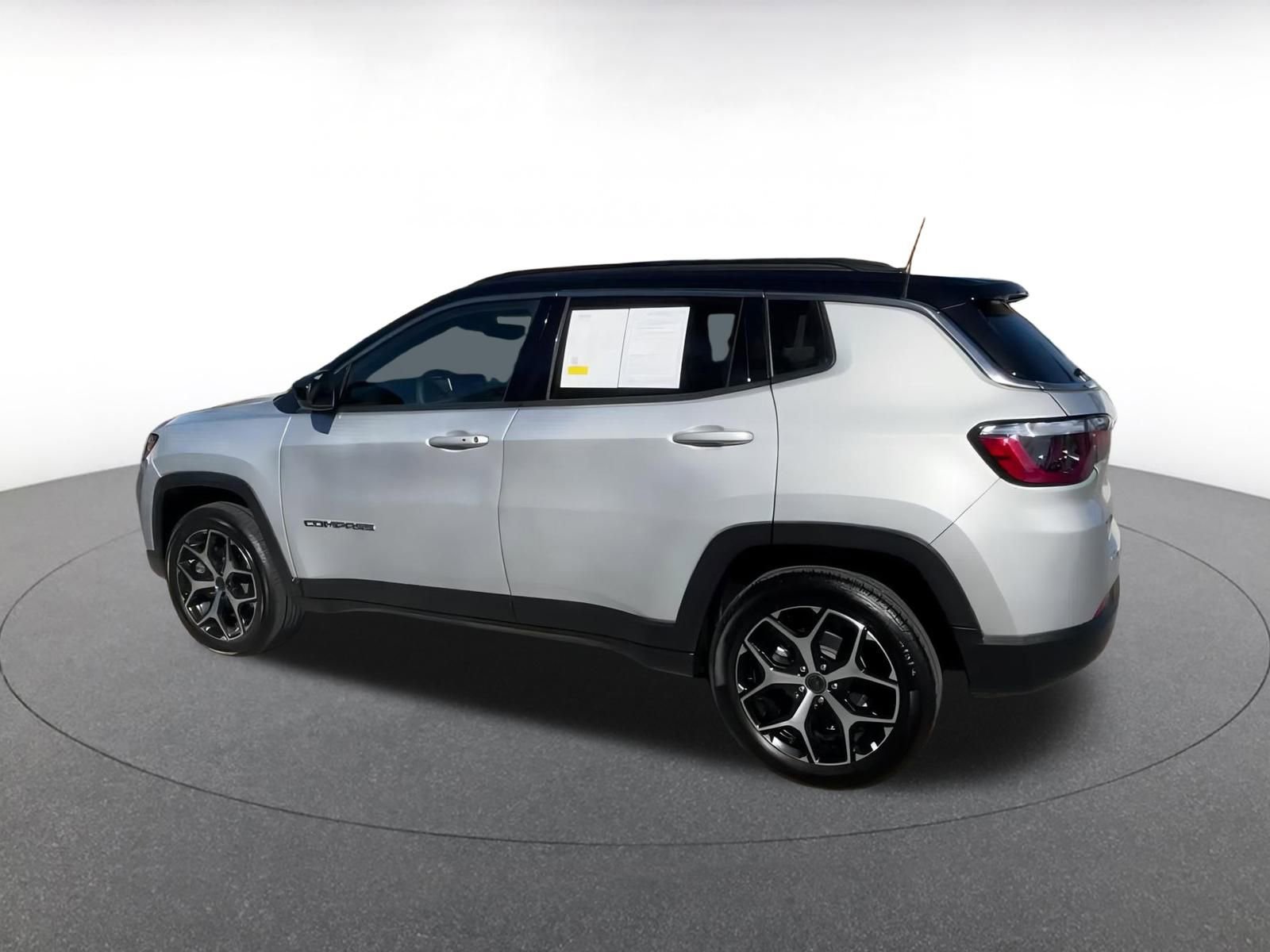 Thumbnail: 2025 Jeep Compass - 10